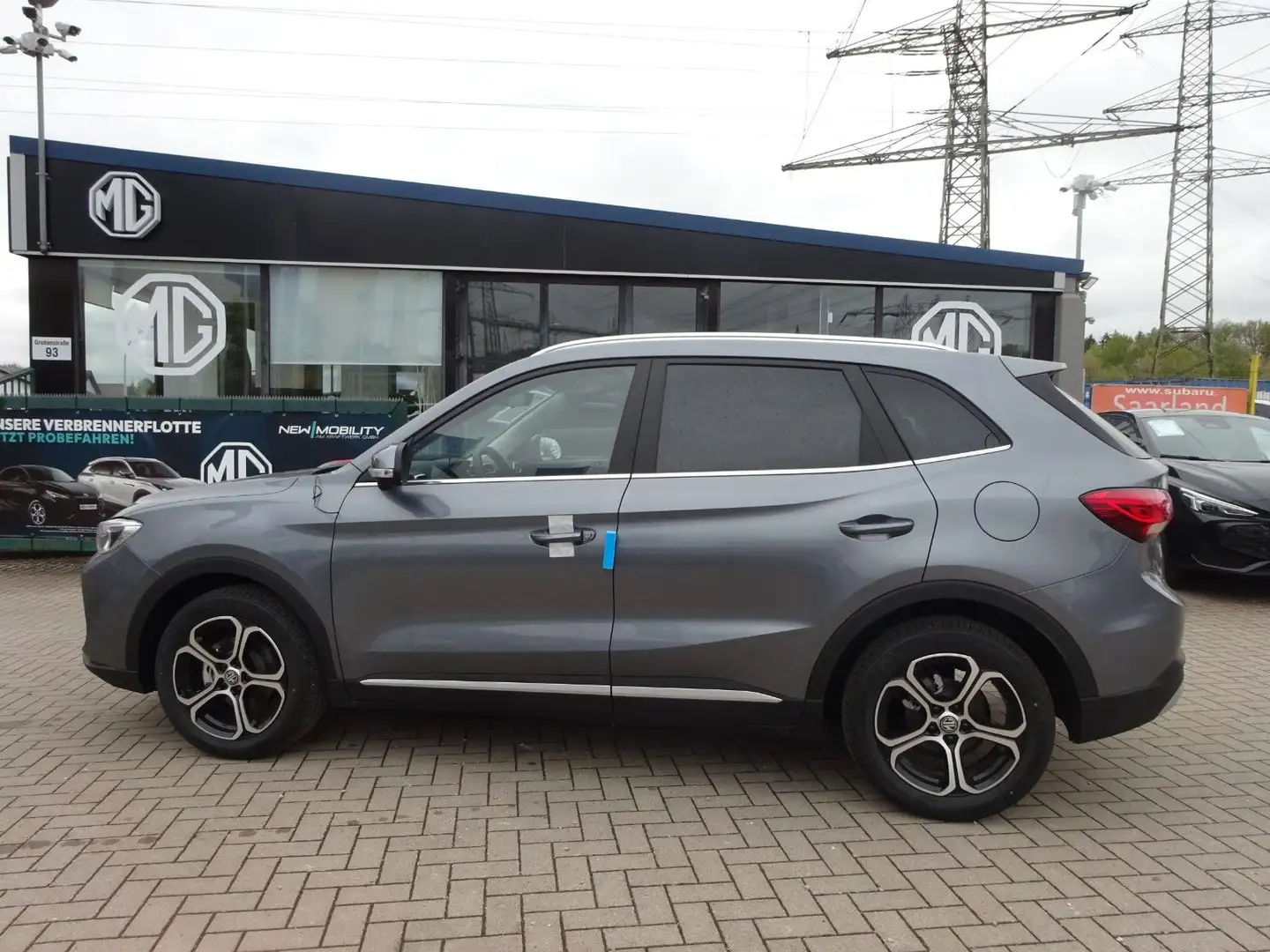 MG ZS 1.5 MT  Comfort Gris - 2