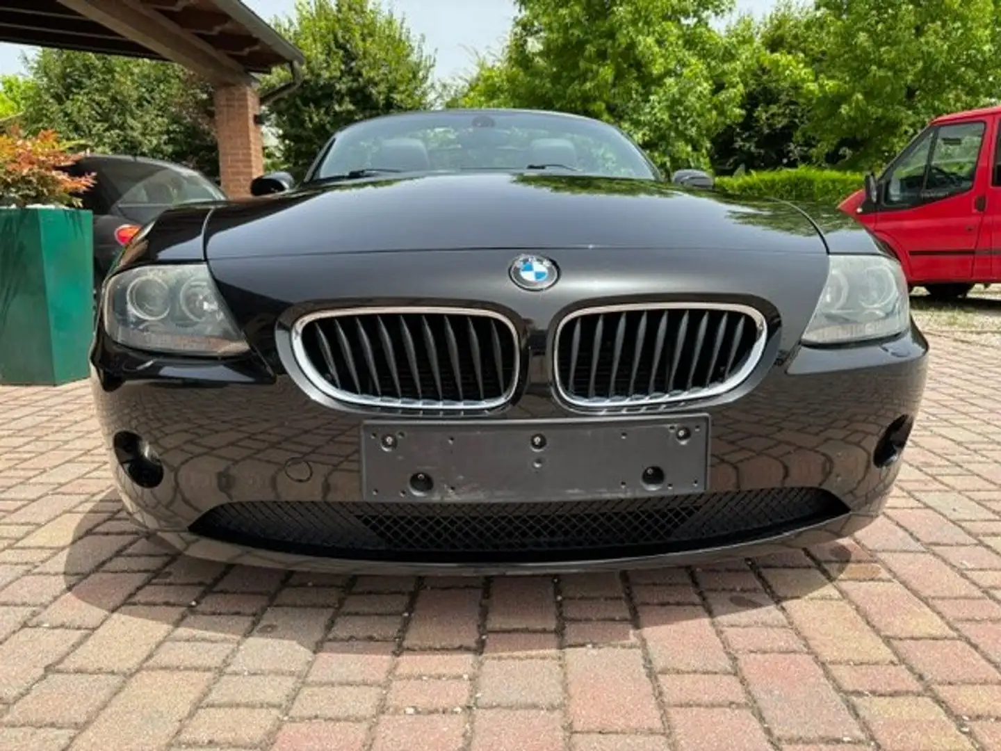 BMW Z4 Roadster 2.2i Schwarz - 2