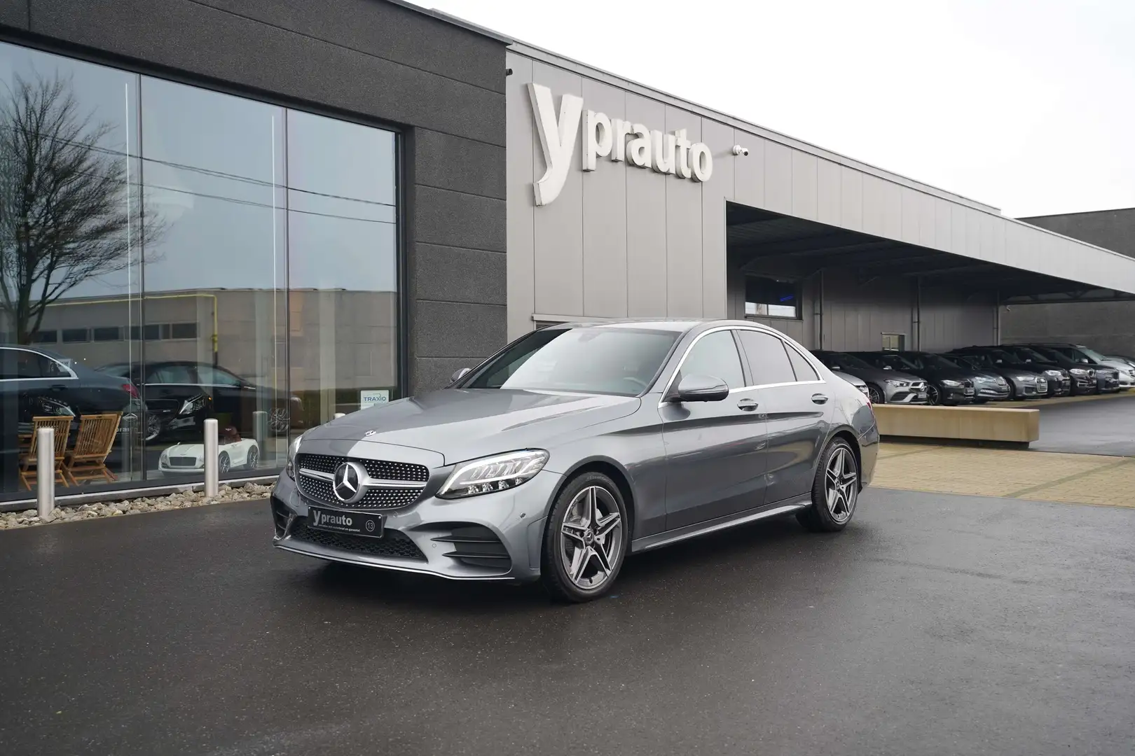 Mercedes-Benz C 160 9G-TRONIC AMG Line Leder Facelift Camera Navi Gris - 1
