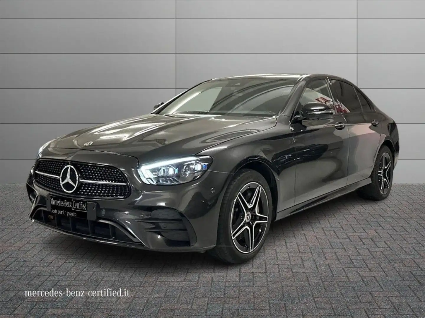 Mercedes-Benz E 300 de Auto EQ-Power Premium Grigio - 1