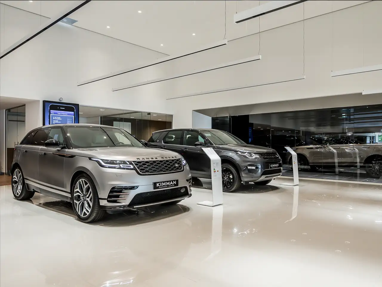 Land Rover Range Rover Velar 2026 — фото 27
