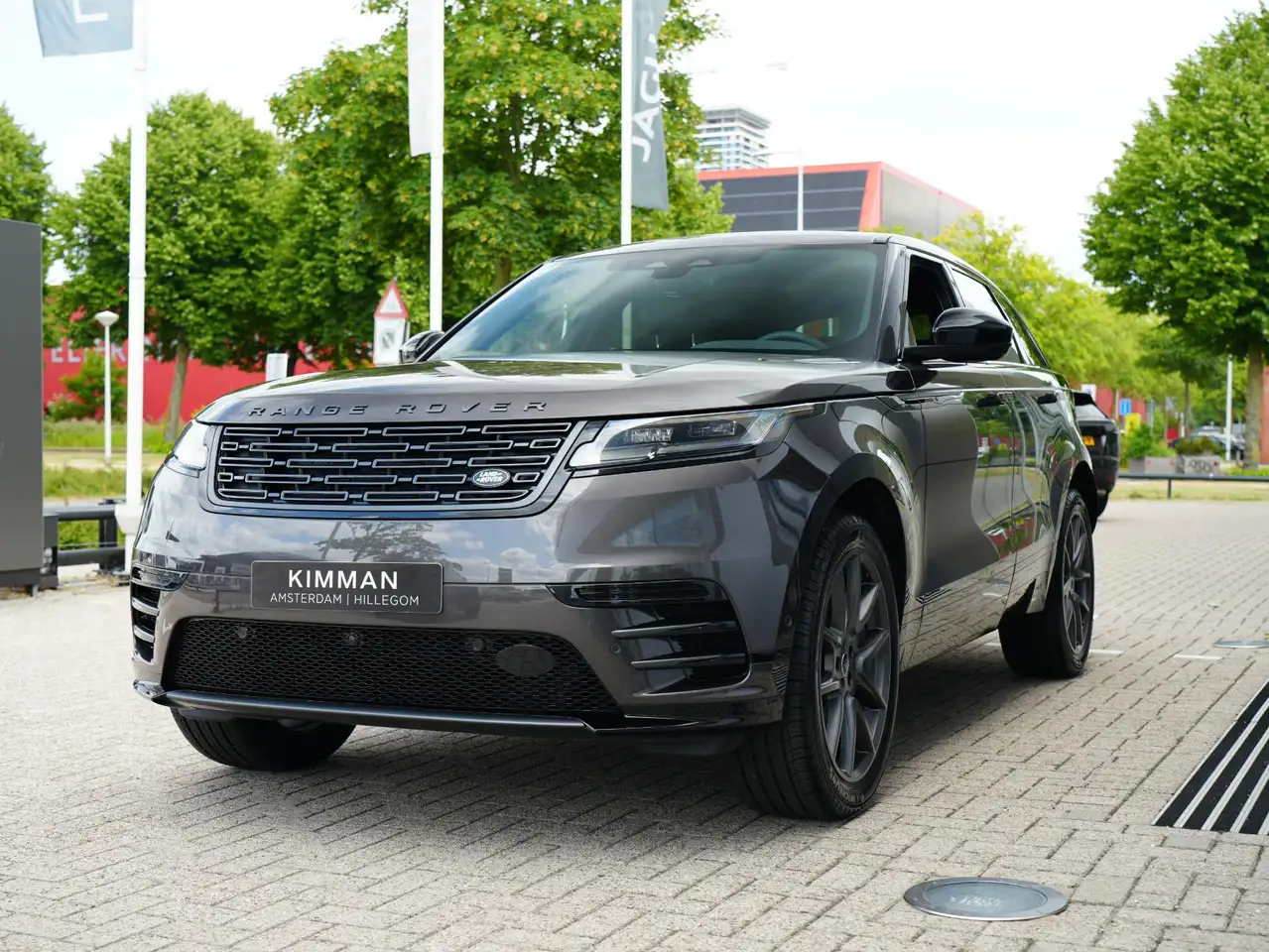 Land Rover Range Rover Velar 2026