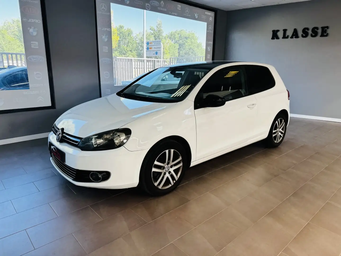 Volkswagen Golf 1.6TDI CR Sport 105 Blanco - 2