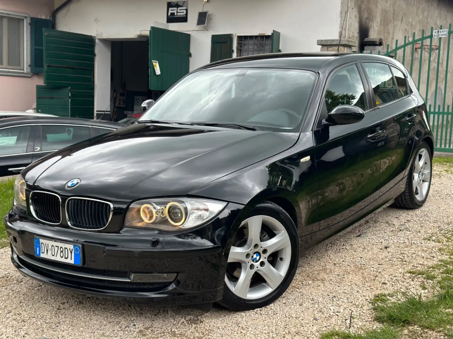 BMW 118 118d cat 5 porte Futura DPF Nero - 1