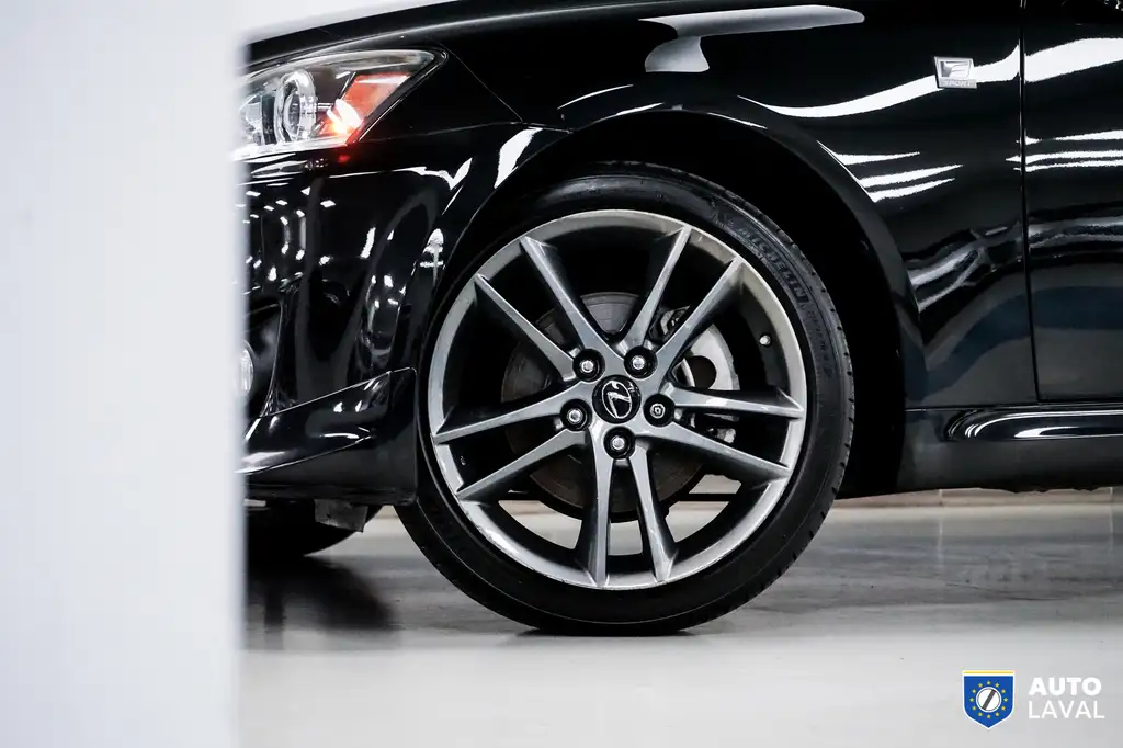 Lexus Is250C 2014 photo 3