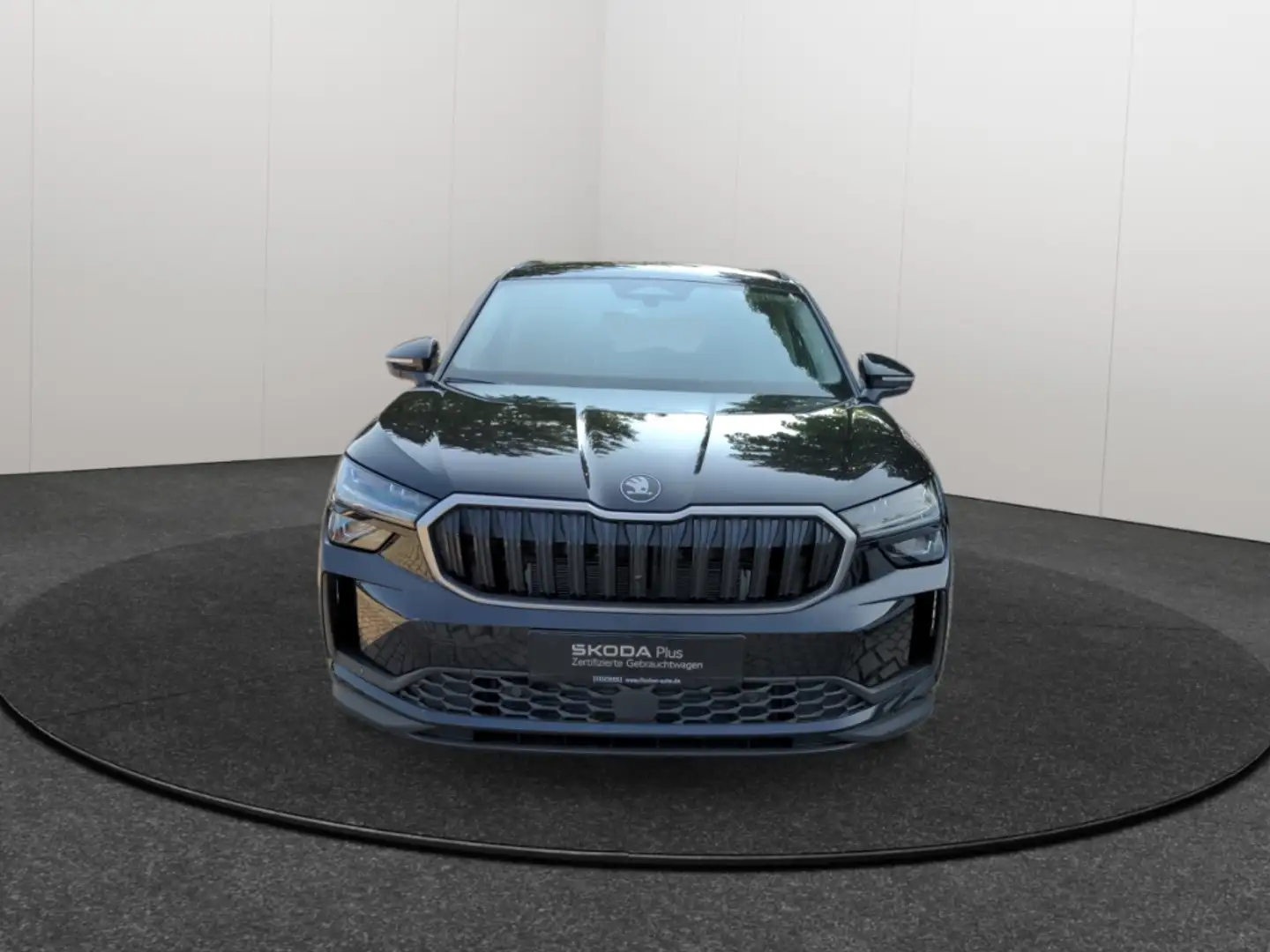 Skoda Kodiaq 2.0TDI 4x4 DSG Selection Matrix Navi AHK STHZ Schwarz - 2