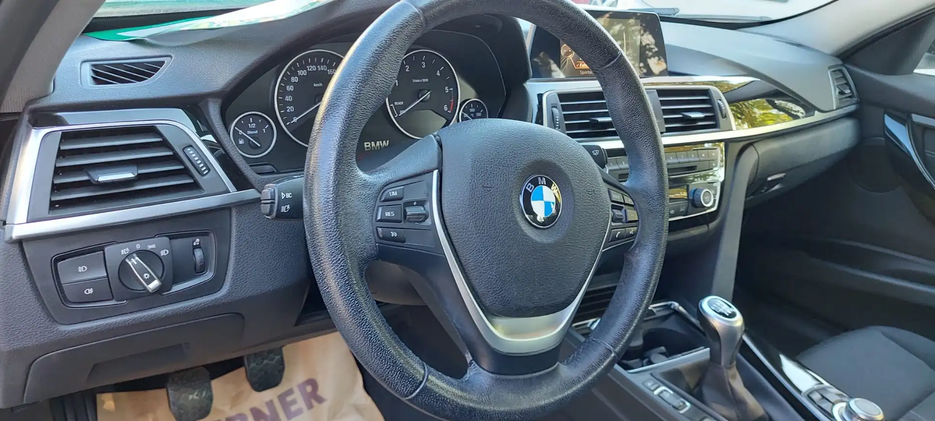 BMW 118 118d Sport Line Sport Line Weiß - 2