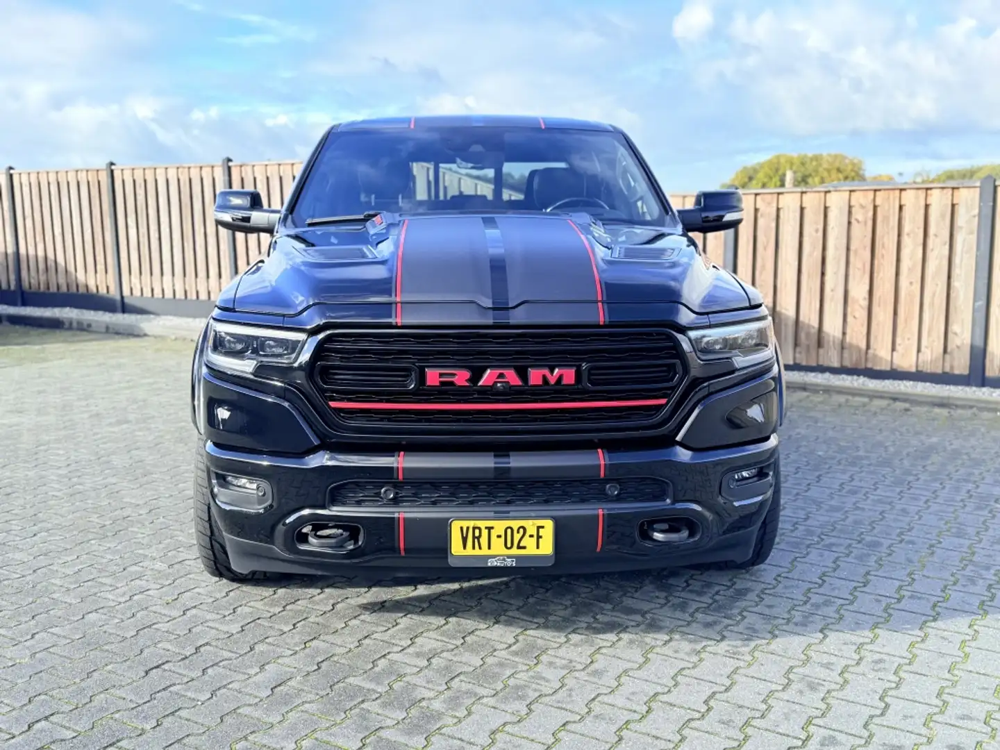 Dodge RAM 1500 LIMITED 5.7 V8 HEMI WIDE BODY 22" FEUL VOLL Noir - 2
