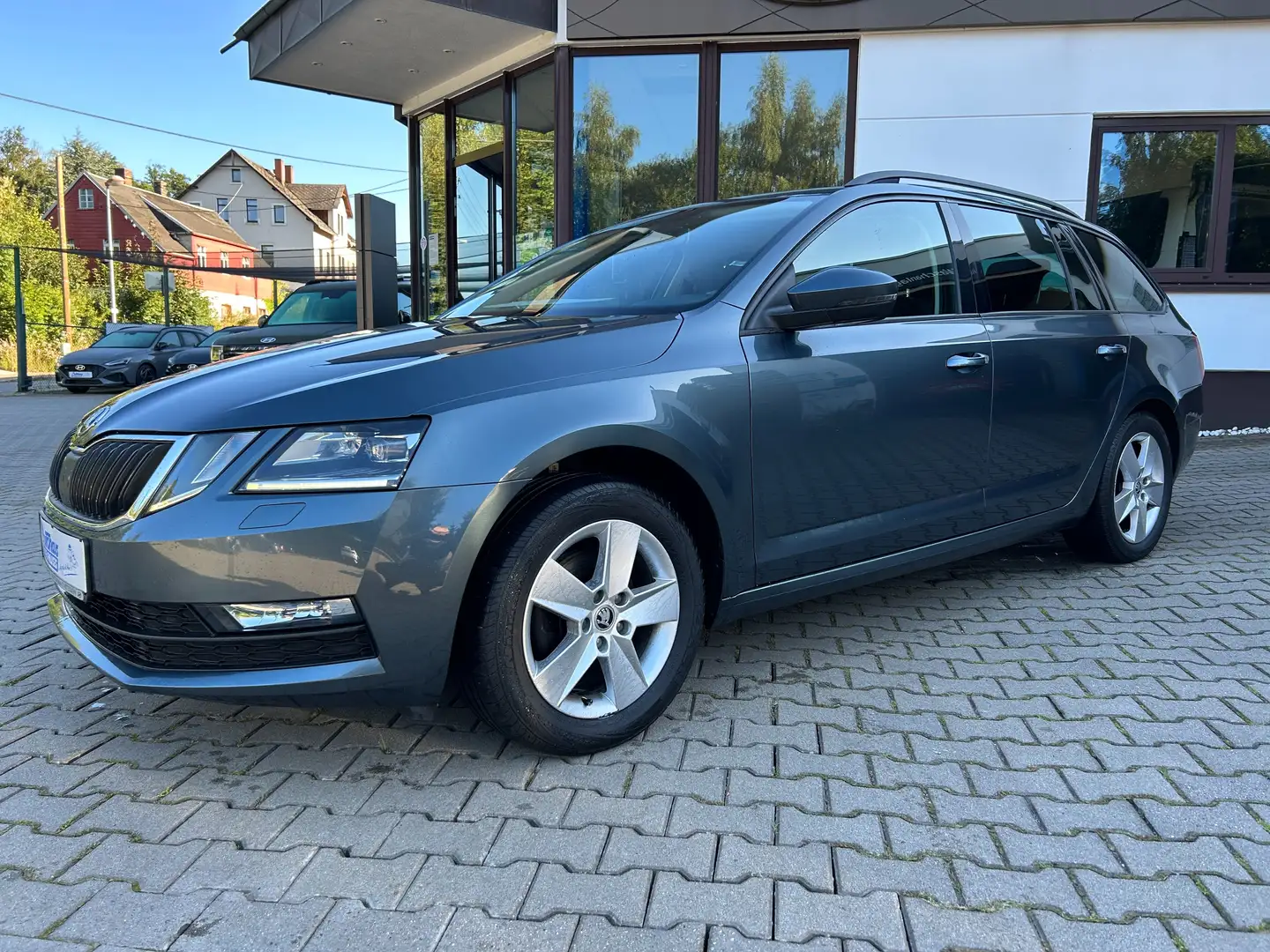 Skoda Octavia Tour Gris - 1