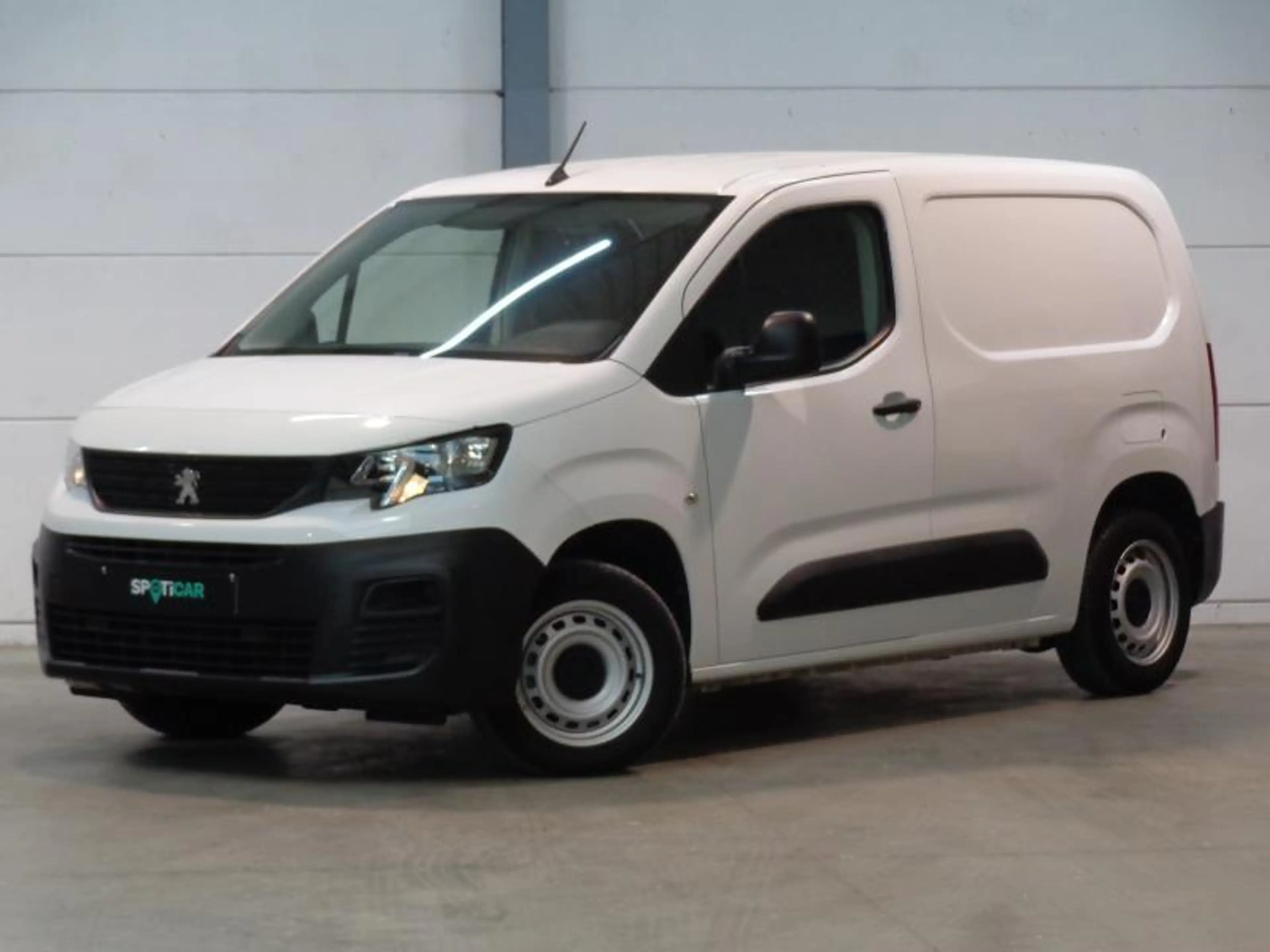 Peugeot Partner 1.5HDi 3Pl - Clim - Attelage