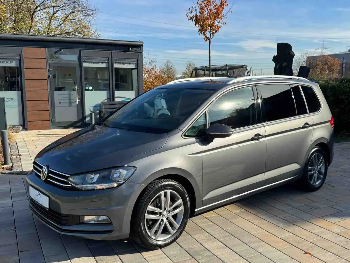 Volkswagen Touran Touran 2.0 TDI *DSG*7-Sitzer*Navi*PDC*ACC*AHK* Grau - 1