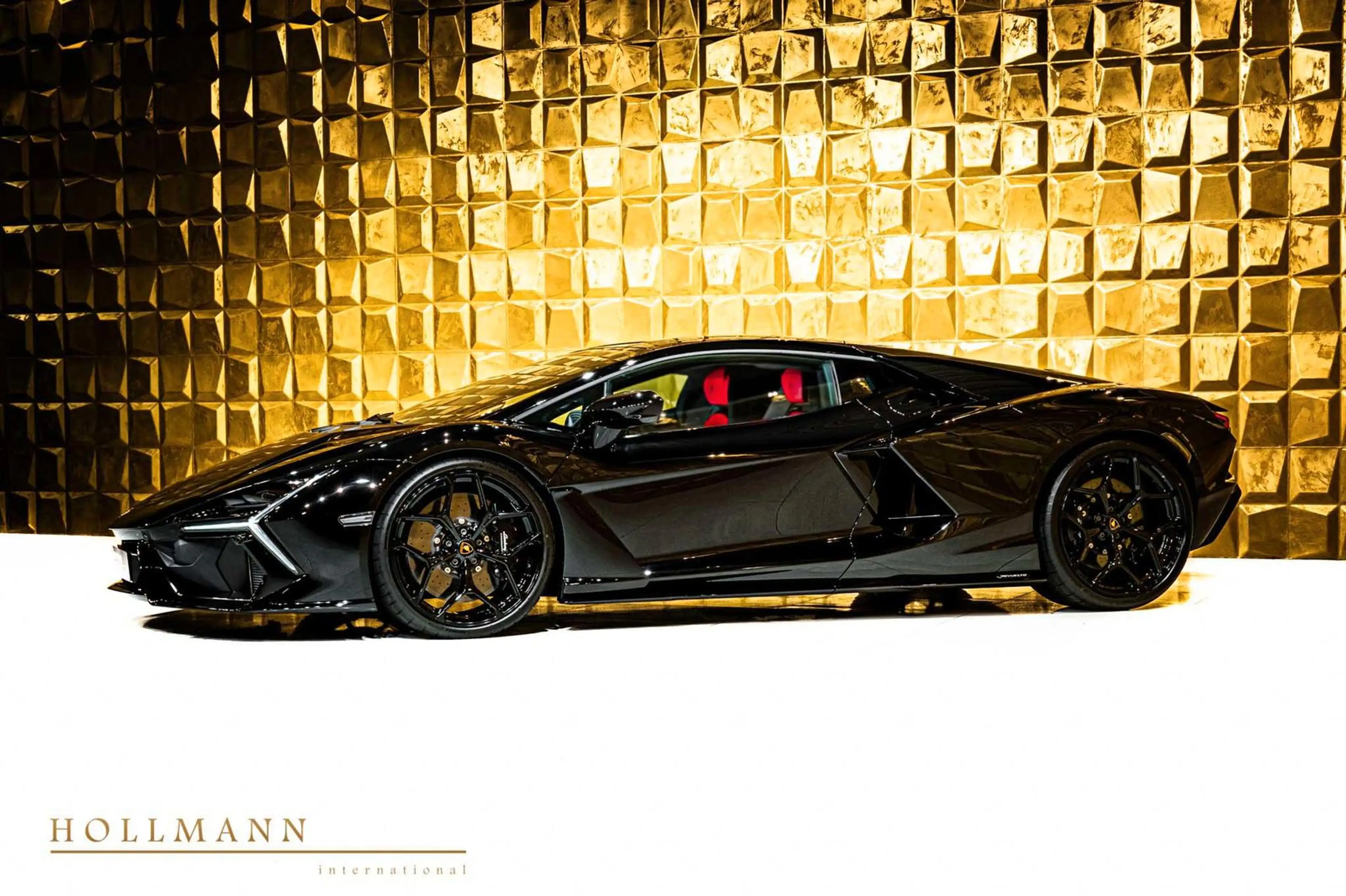 Lamborghini Revuelto + PASSENGER DISPLAY + PREMIUM SOUND — photo 4