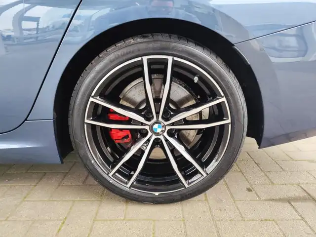 BMW M view 8