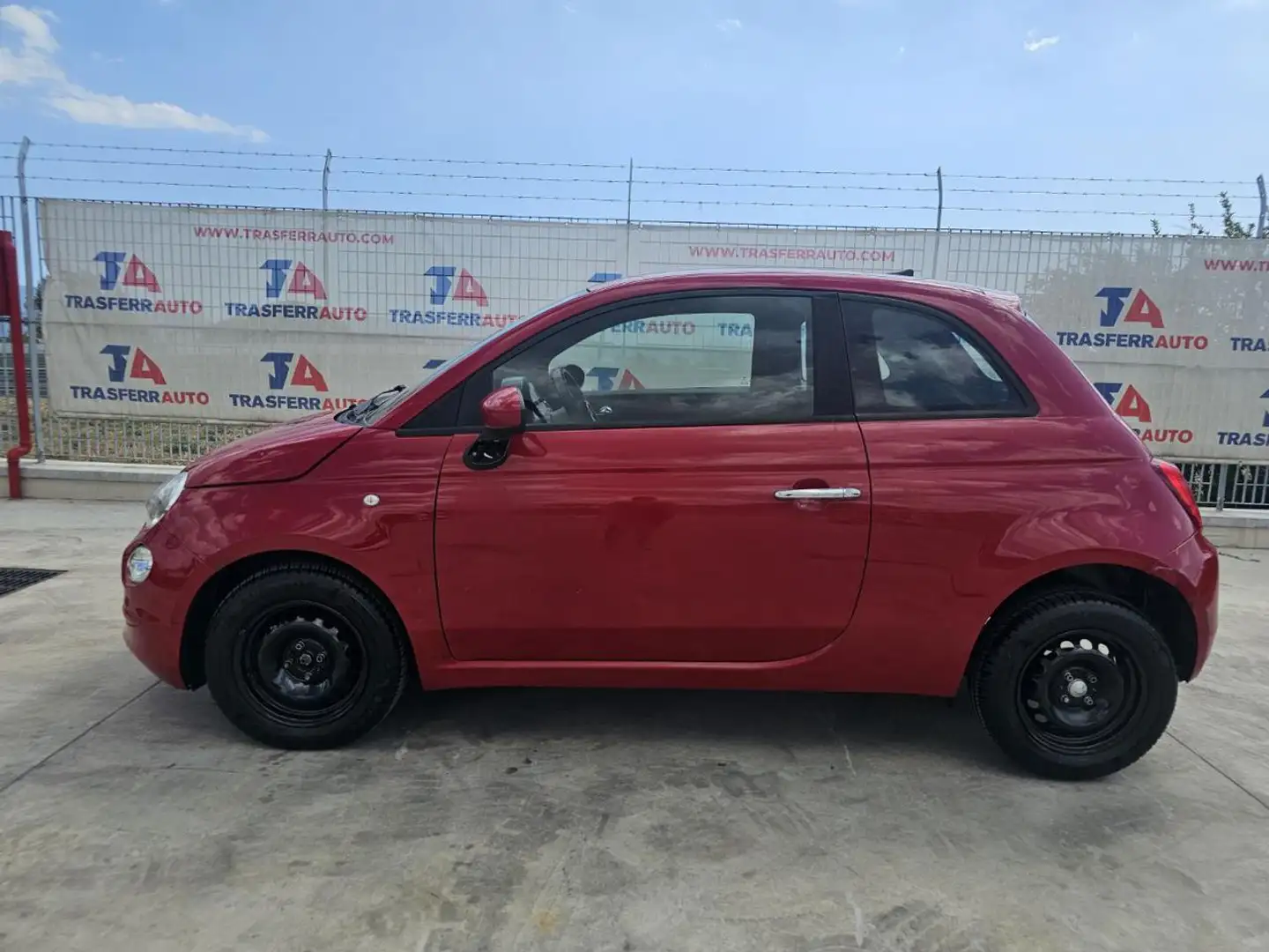 Fiat 500 1.0 Hybrid Lounge Rosso - 2