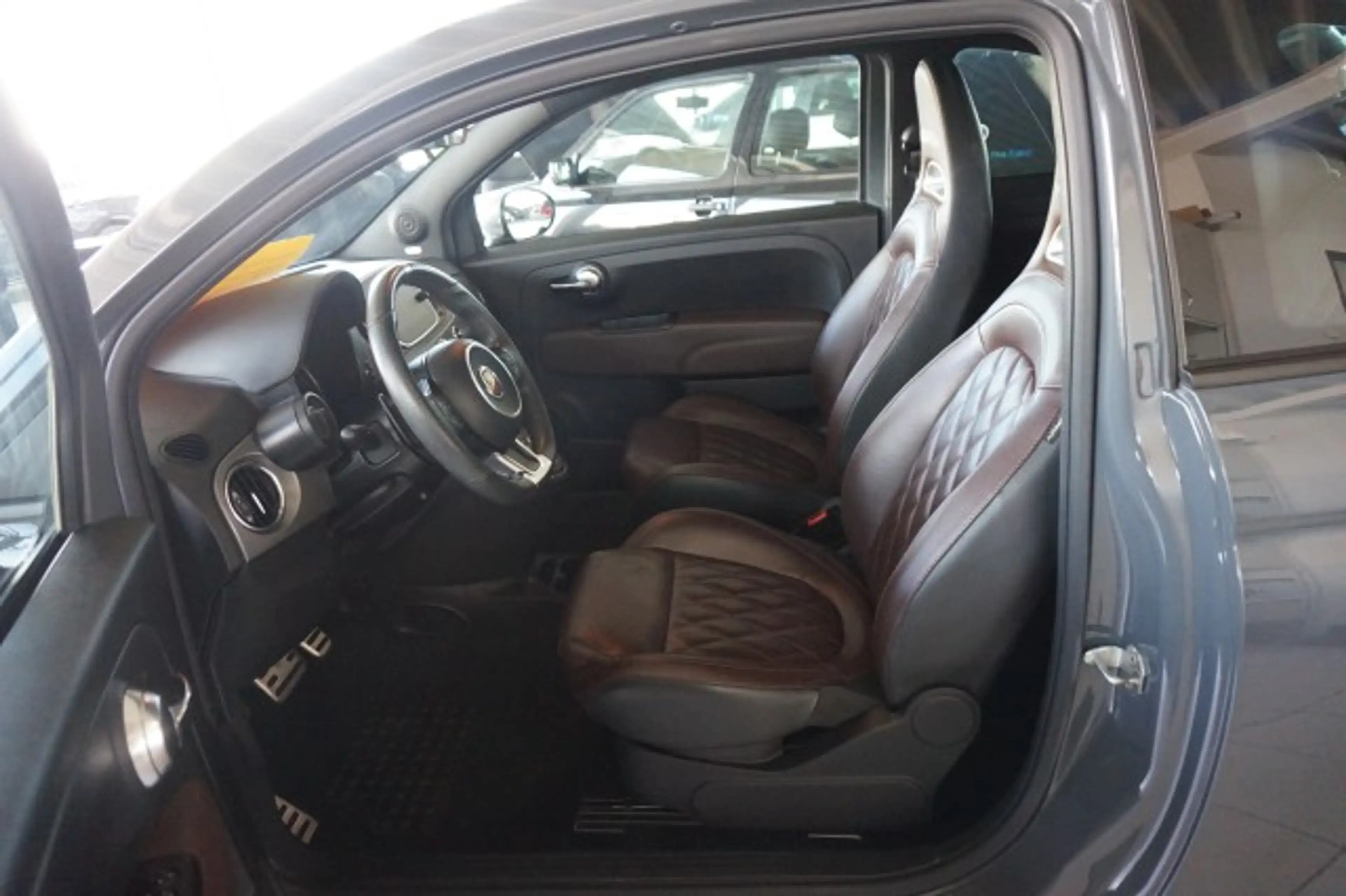 Abarth 595 Turismo 595 TURISMO NAVI U-CONNECT BEATS PDC LEDER NSW 17" — photo 8