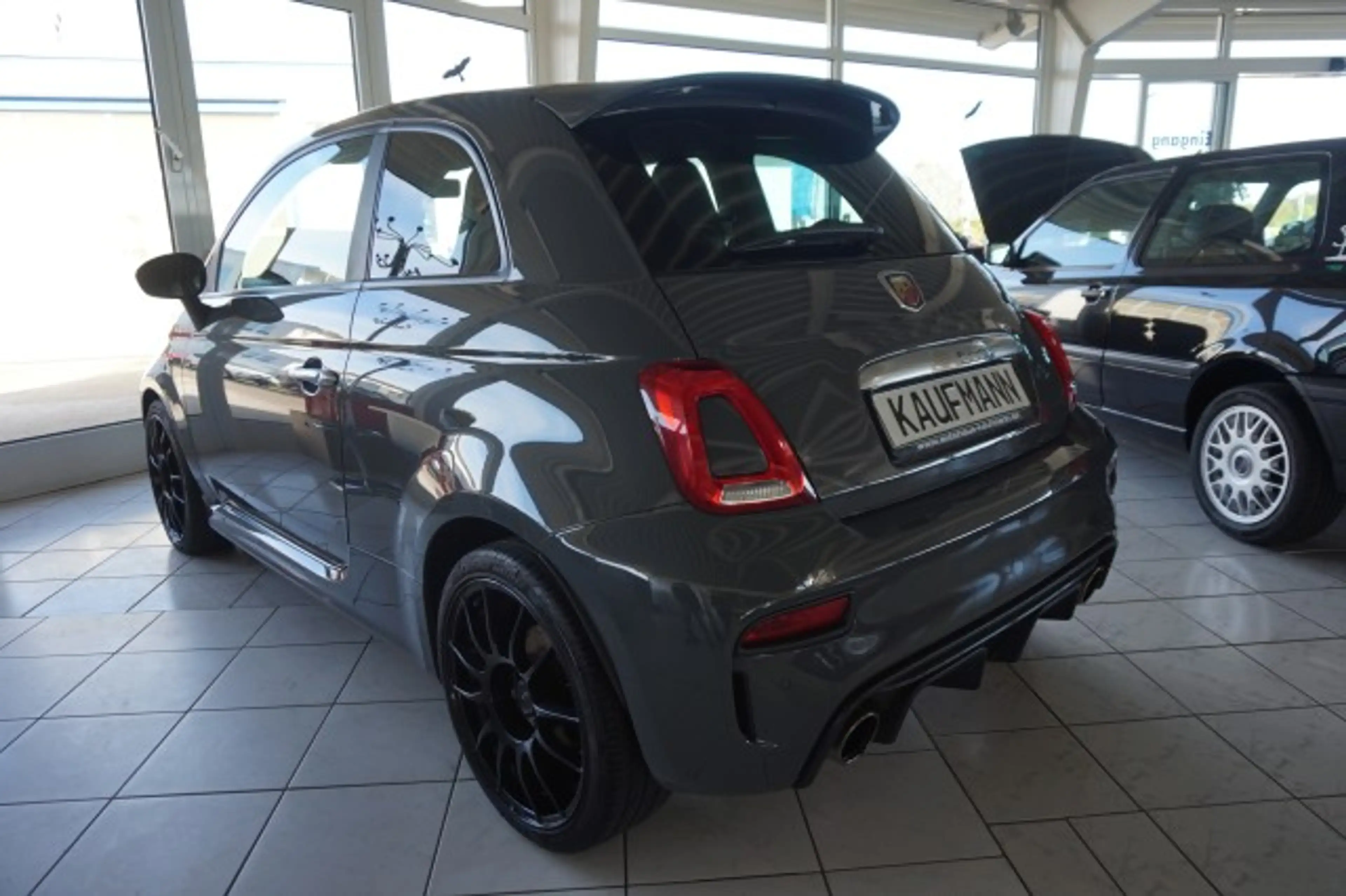 Abarth 595 Turismo 595 TURISMO NAVI U-CONNECT BEATS PDC LEDER NSW 17" — photo 4