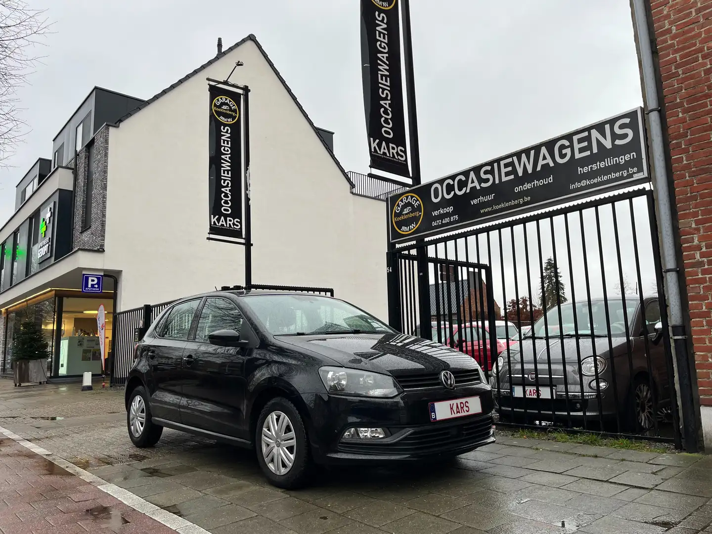 Volkswagen Polo 1.0 Trendline/EERSTE EIG/NAVI/BLUETOOTH/GARANTIE Noir - 1