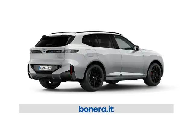 BMW X5 view 2