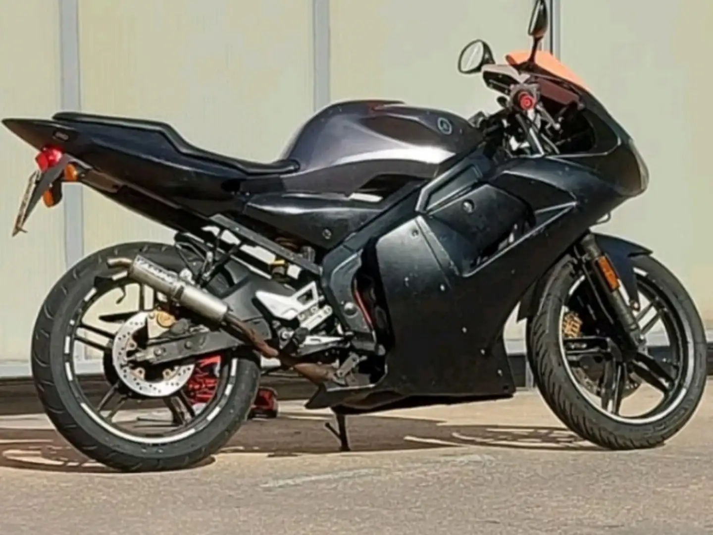 Yamaha TZR 50 Fekete - 1