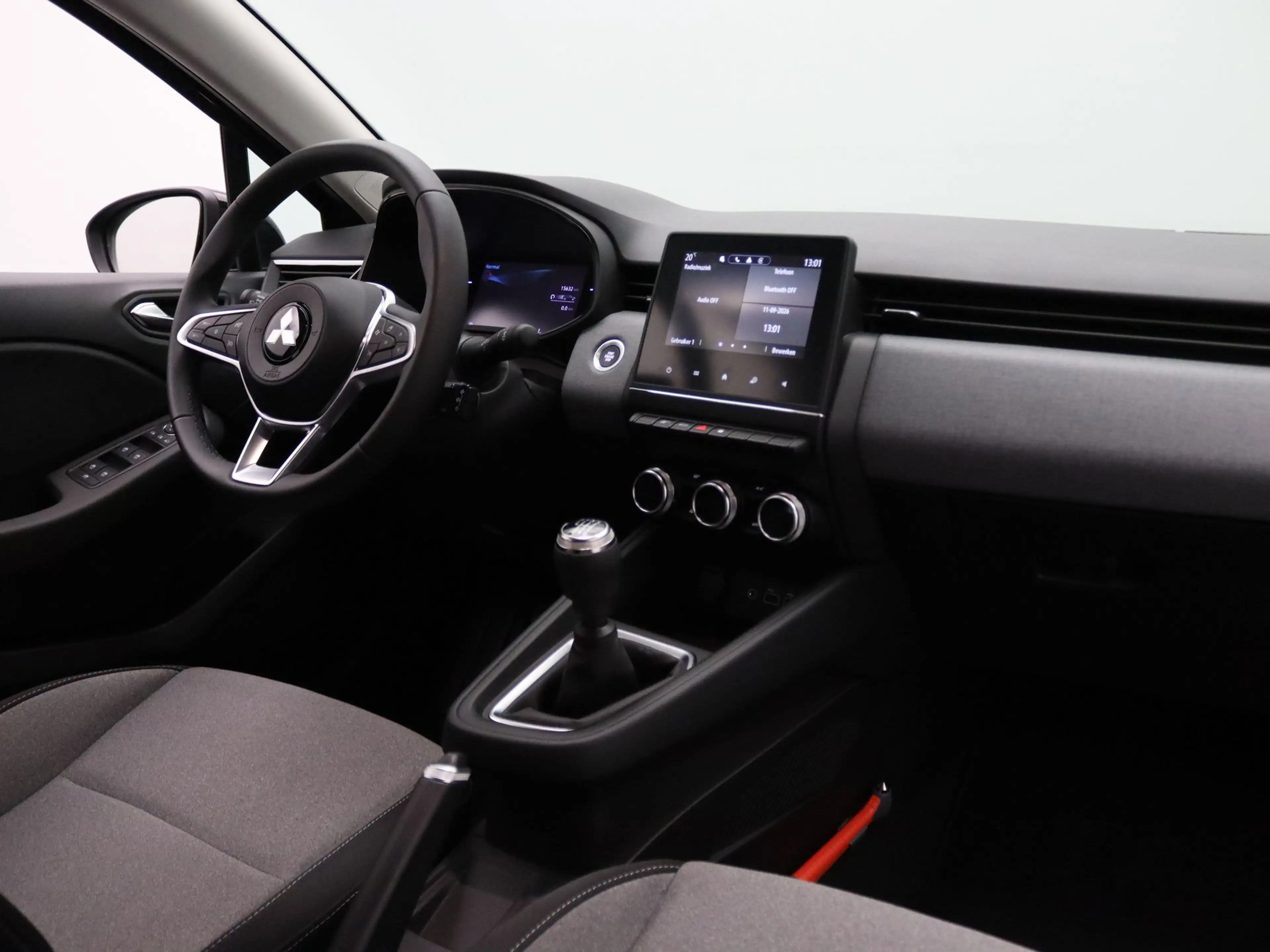 Mitsubishi Colt 90pk MT Intense Apple Carplay/Android Auto | Clima — photo 27