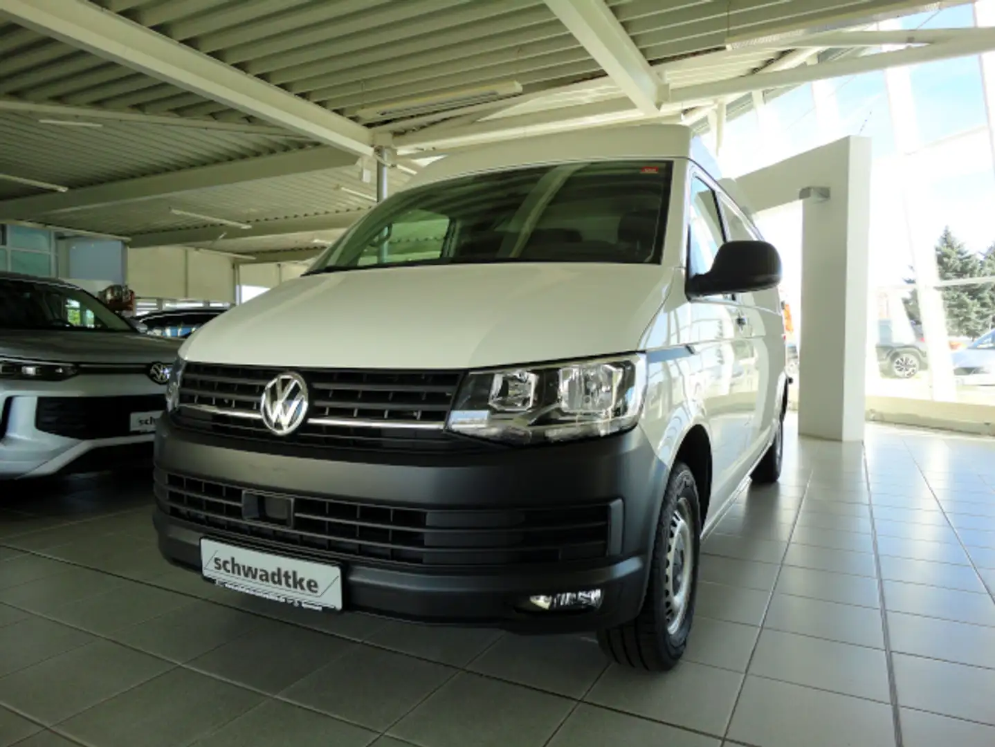 Volkswagen T6 Transporter Kasten langer Radstand MH 2.0l TDI Weiß - 1