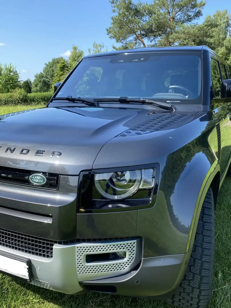 Land Rover Defender 110 3.0 SE 7-Sitzer Grau - 1