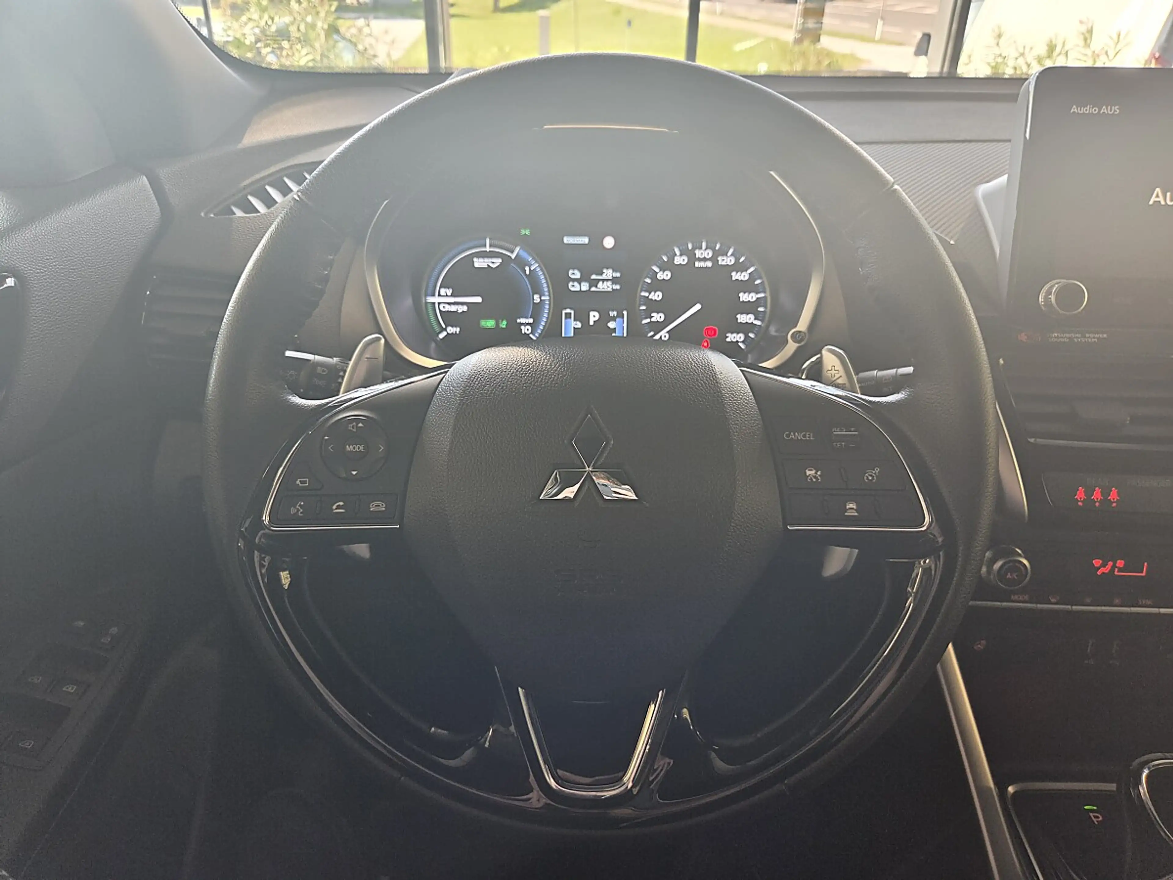 Mitsubishi Eclipse Cross 2,4 PHEV 4WD Diamond CVT Aut. — photo 12