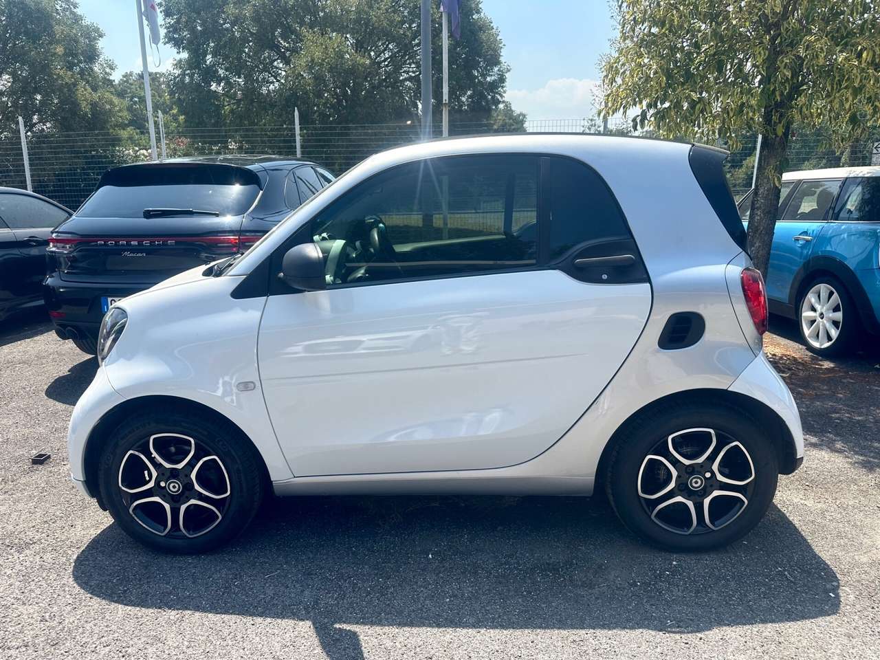 smart forTwo fortwo 70 1.0 twinamic Cool & Media Touch Automati