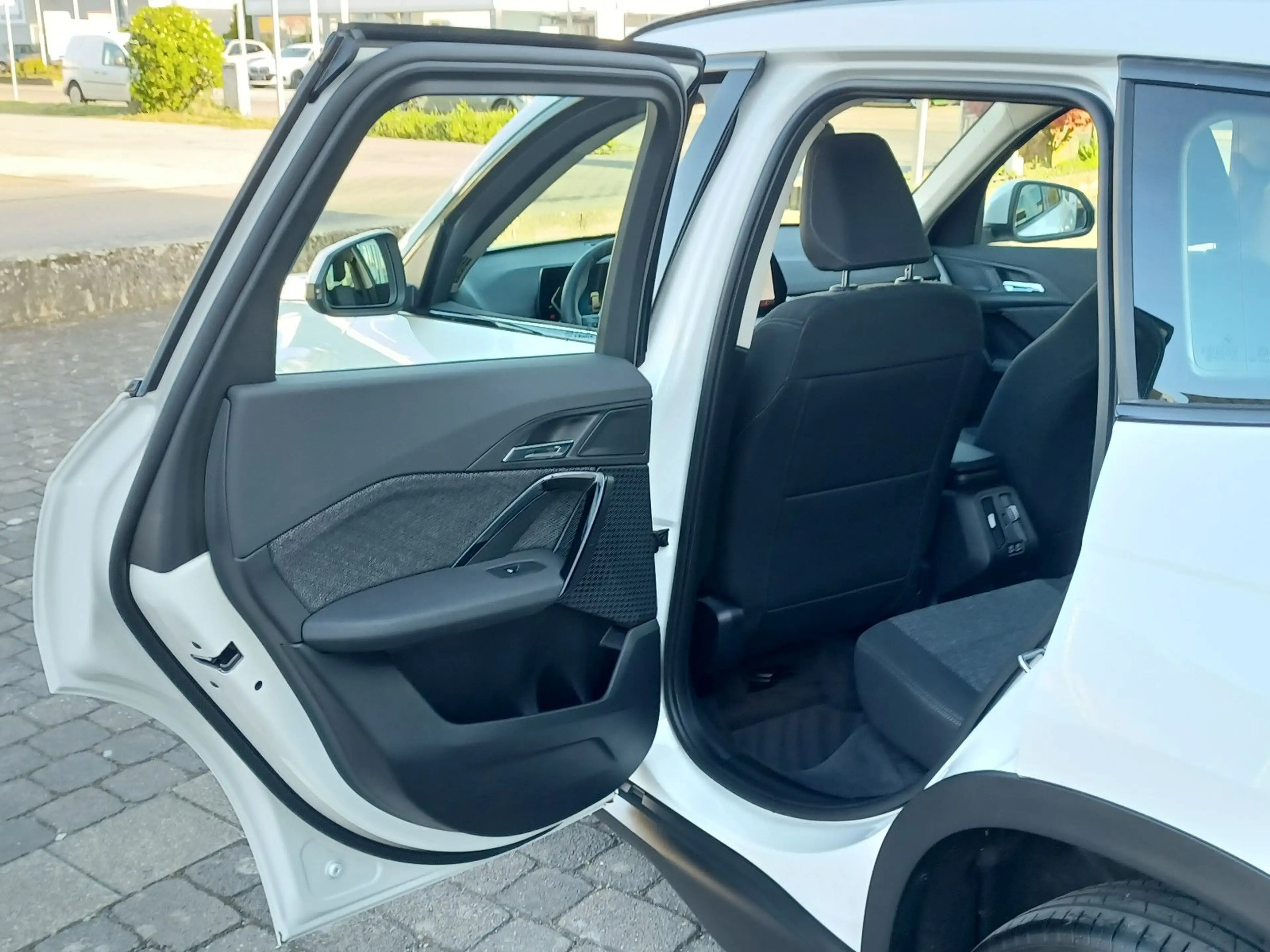 BMW X1 20 d xDrive ACC Paket-Premium Shadow-Line AHK — photo 15