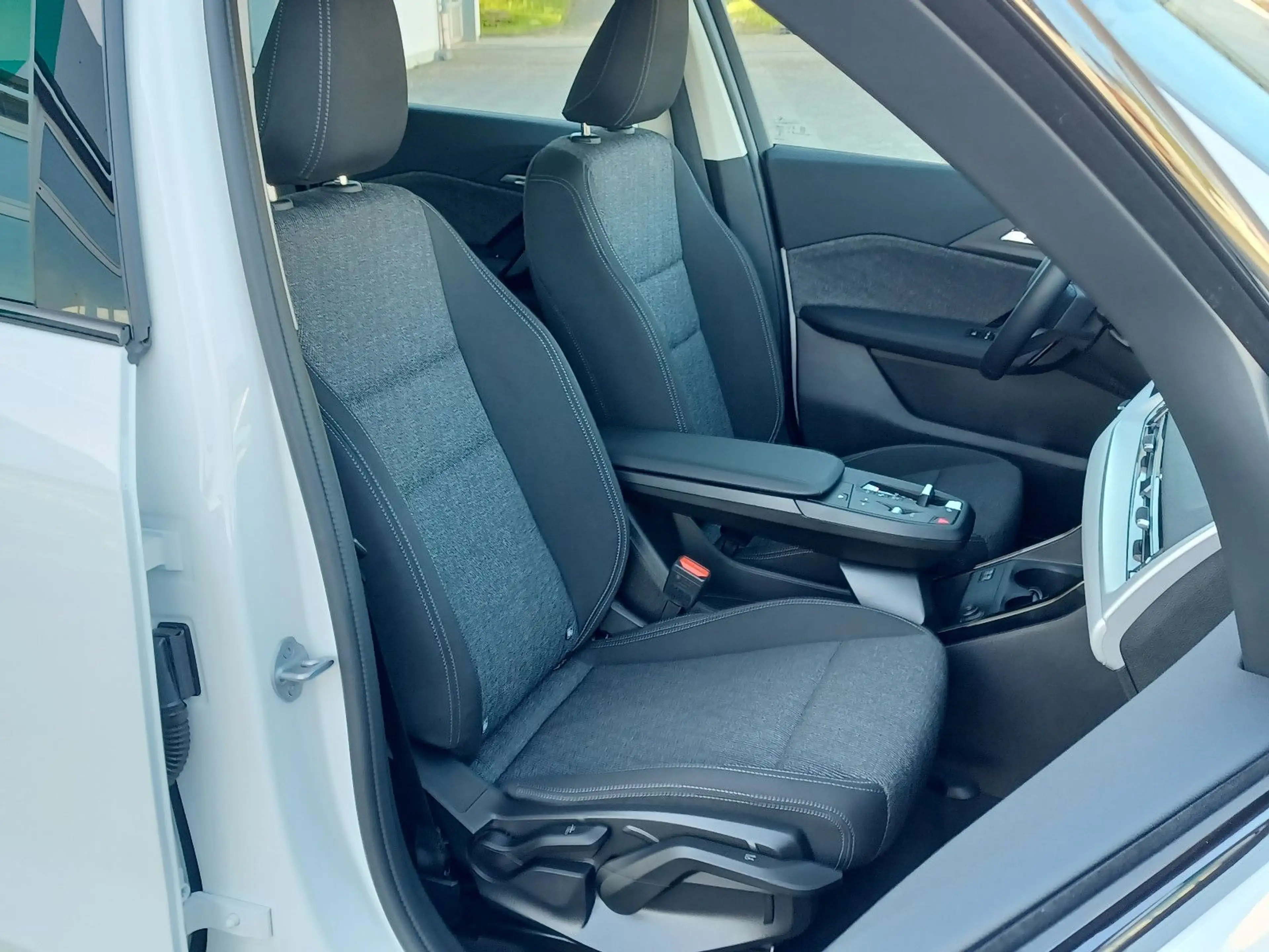 BMW X1 20 d xDrive ACC Paket-Premium Shadow-Line AHK — photo 13