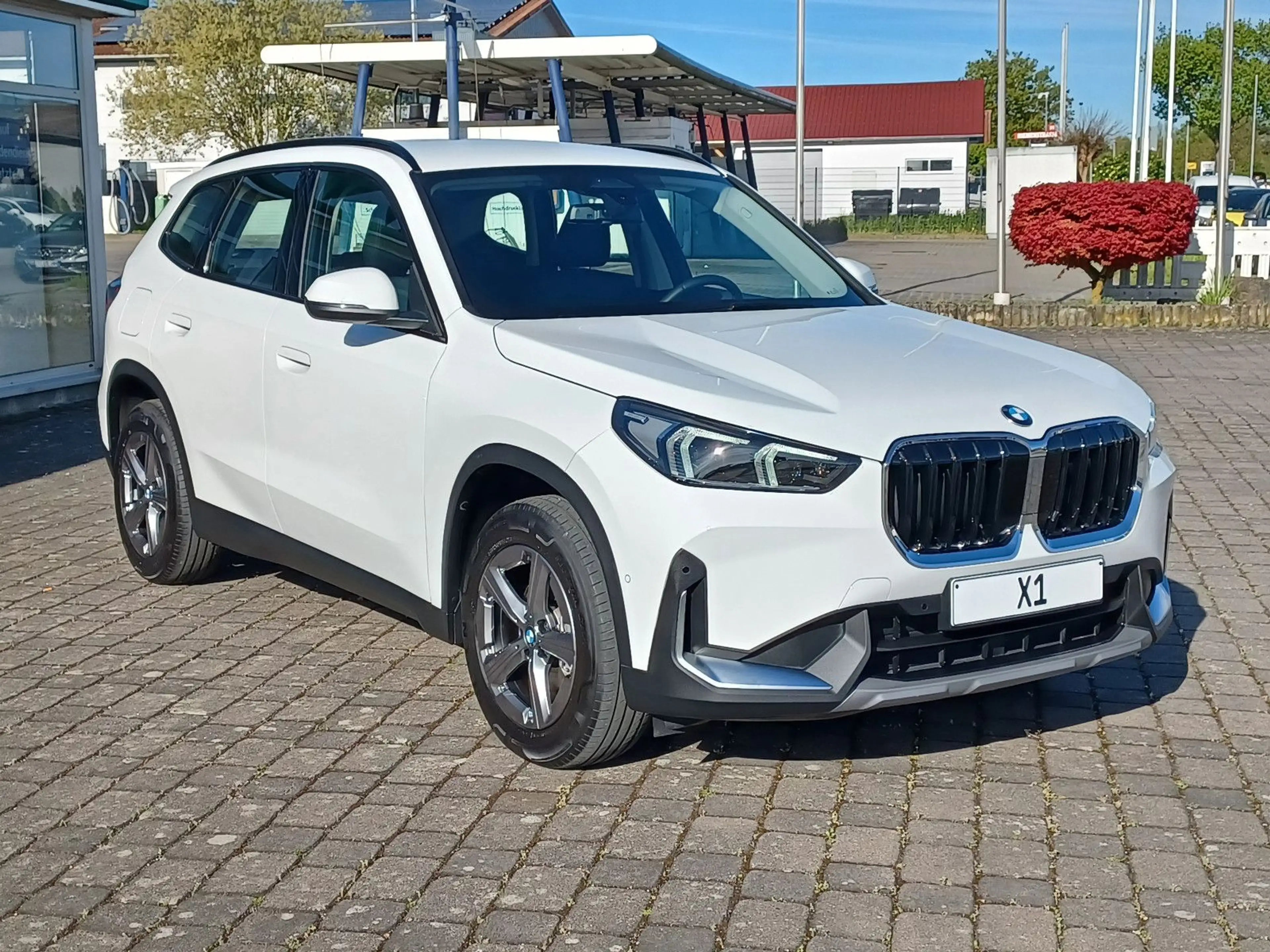 BMW X1 20 d xDrive ACC Paket-Premium Shadow-Line AHK — photo 3