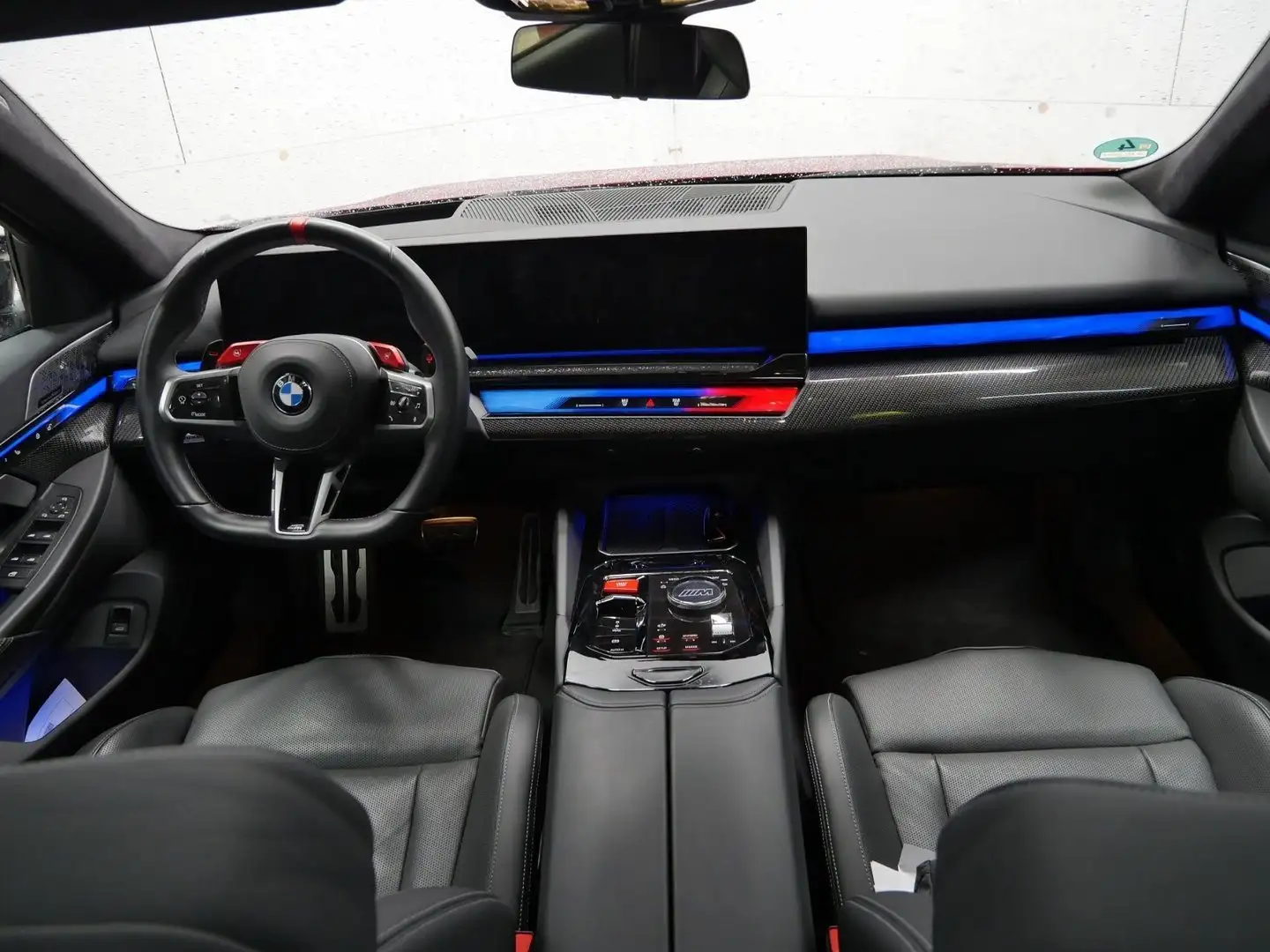 BMW M5 Touring  PANO AHK B&W DA-Prof 360° 0,5% Rot - 2