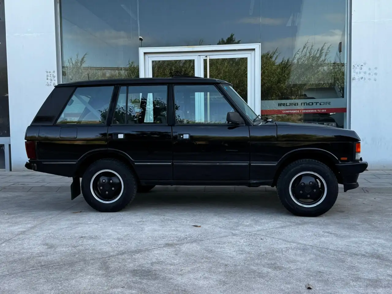 Land Rover Range Rover 3.9 Vogue SE, foto 1