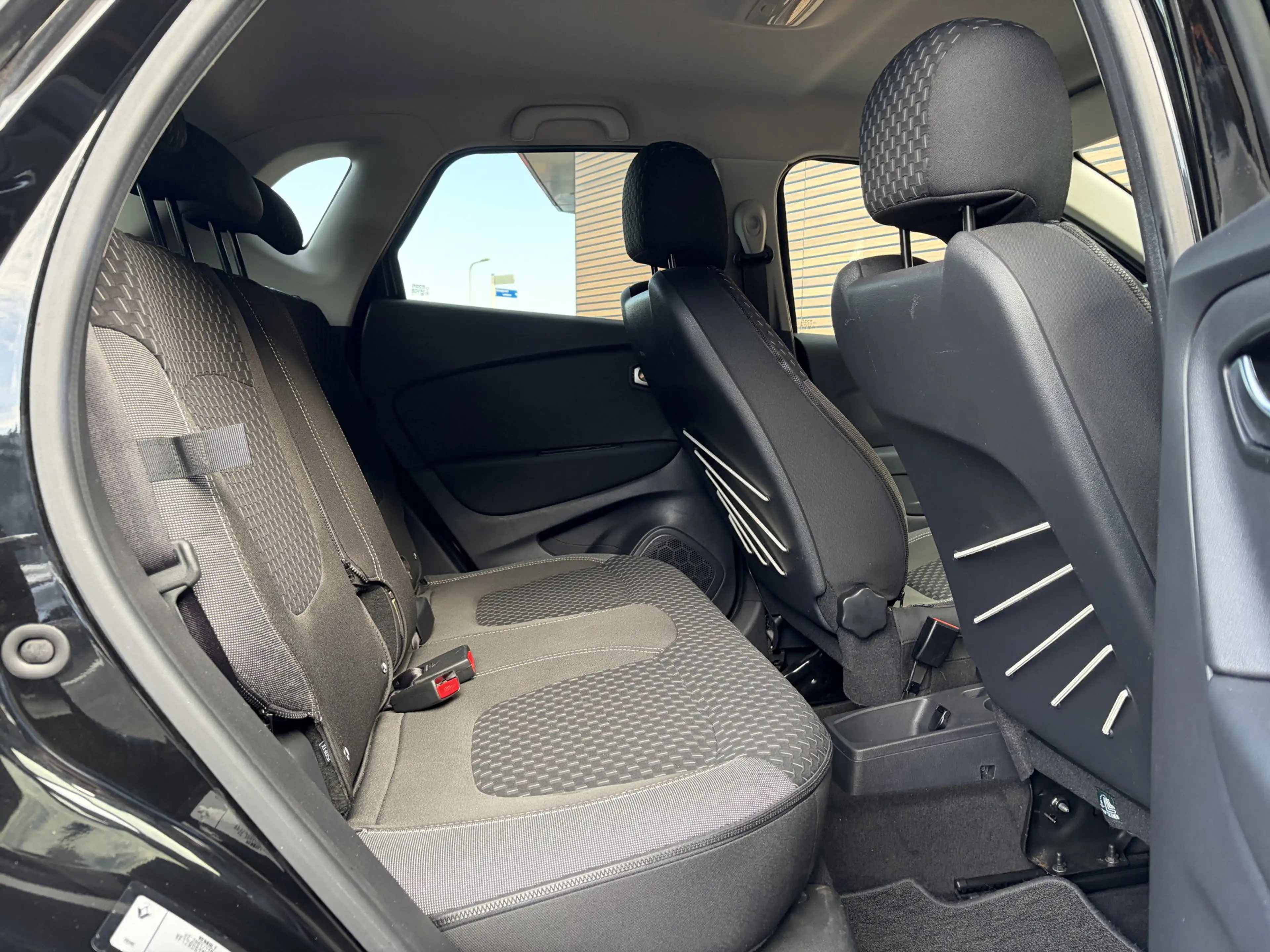 Renault Captur 0.9 TCe Intens — photo 48