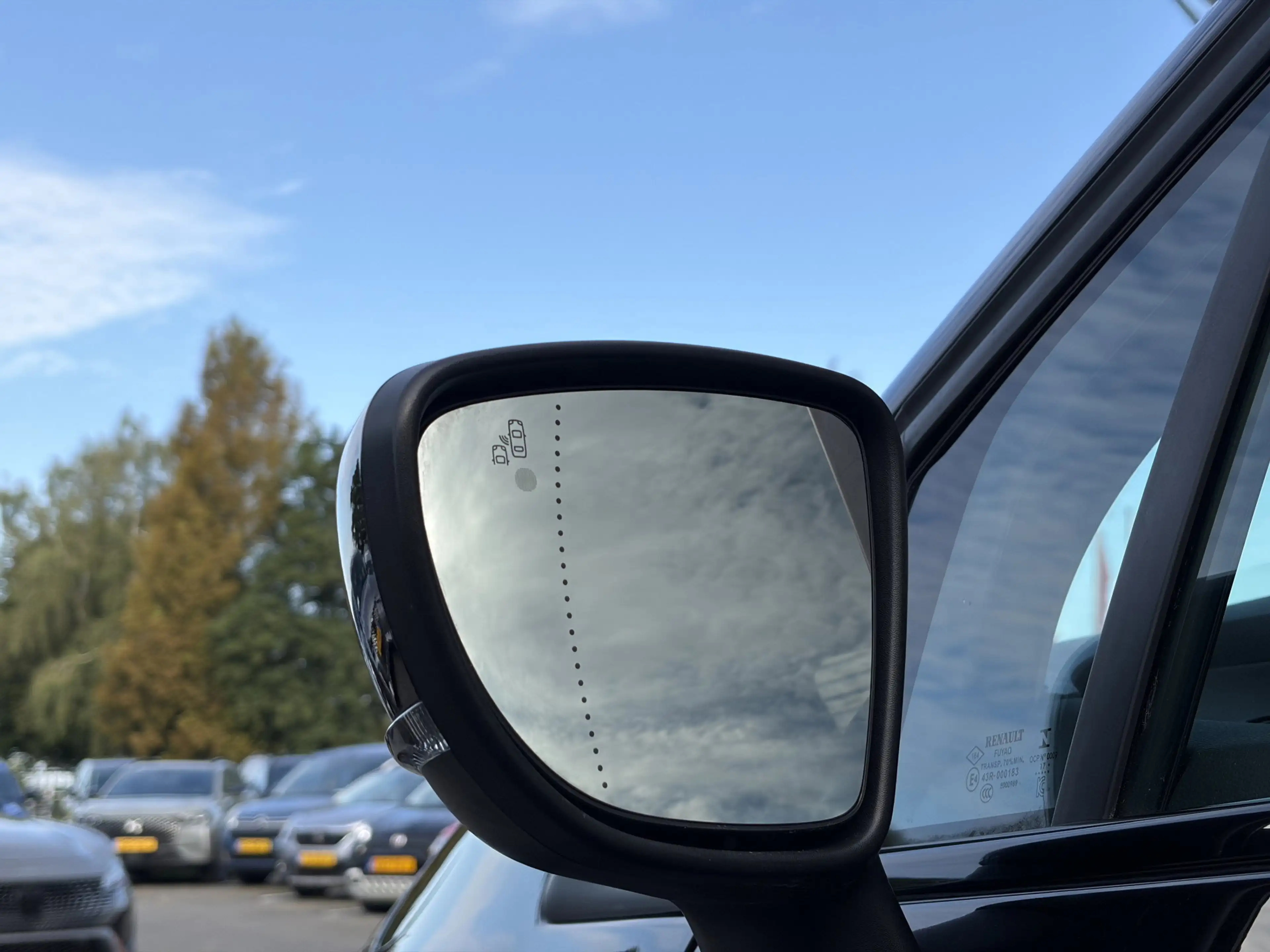 Renault Captur 0.9 TCe Intens — photo 21
