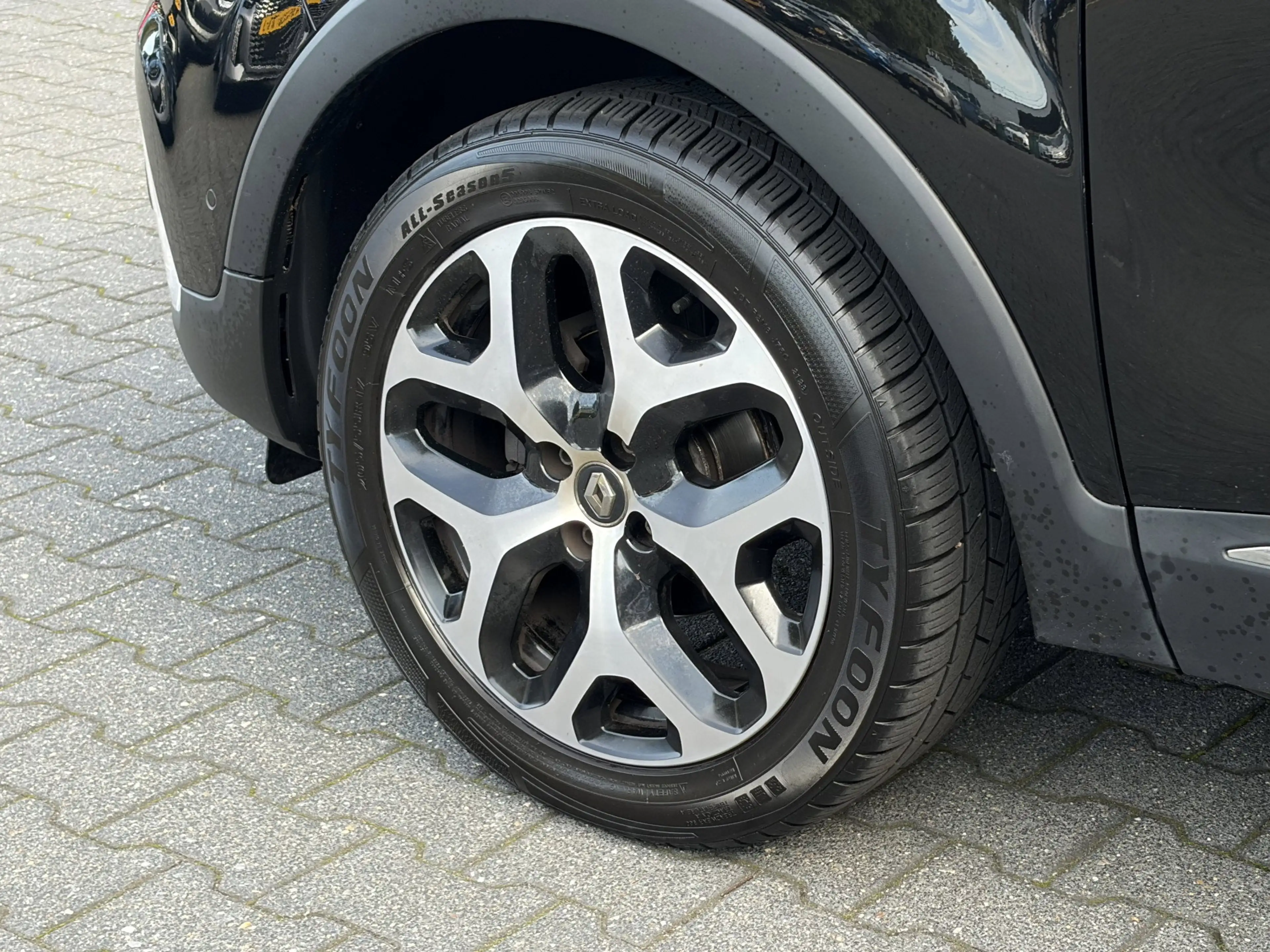 Renault Captur 0.9 TCe Intens — photo 14