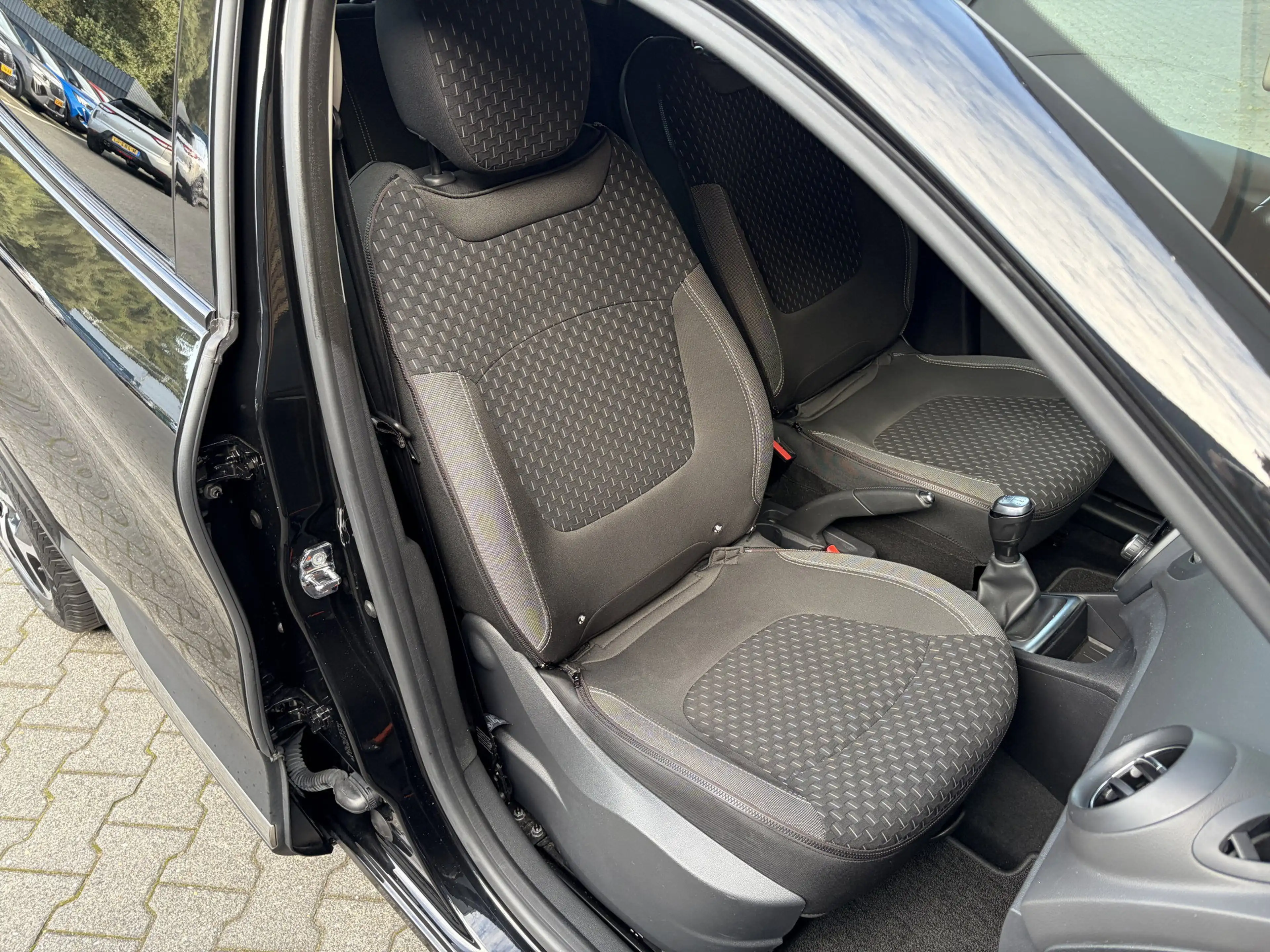 Renault Captur 0.9 TCe Intens — photo 45