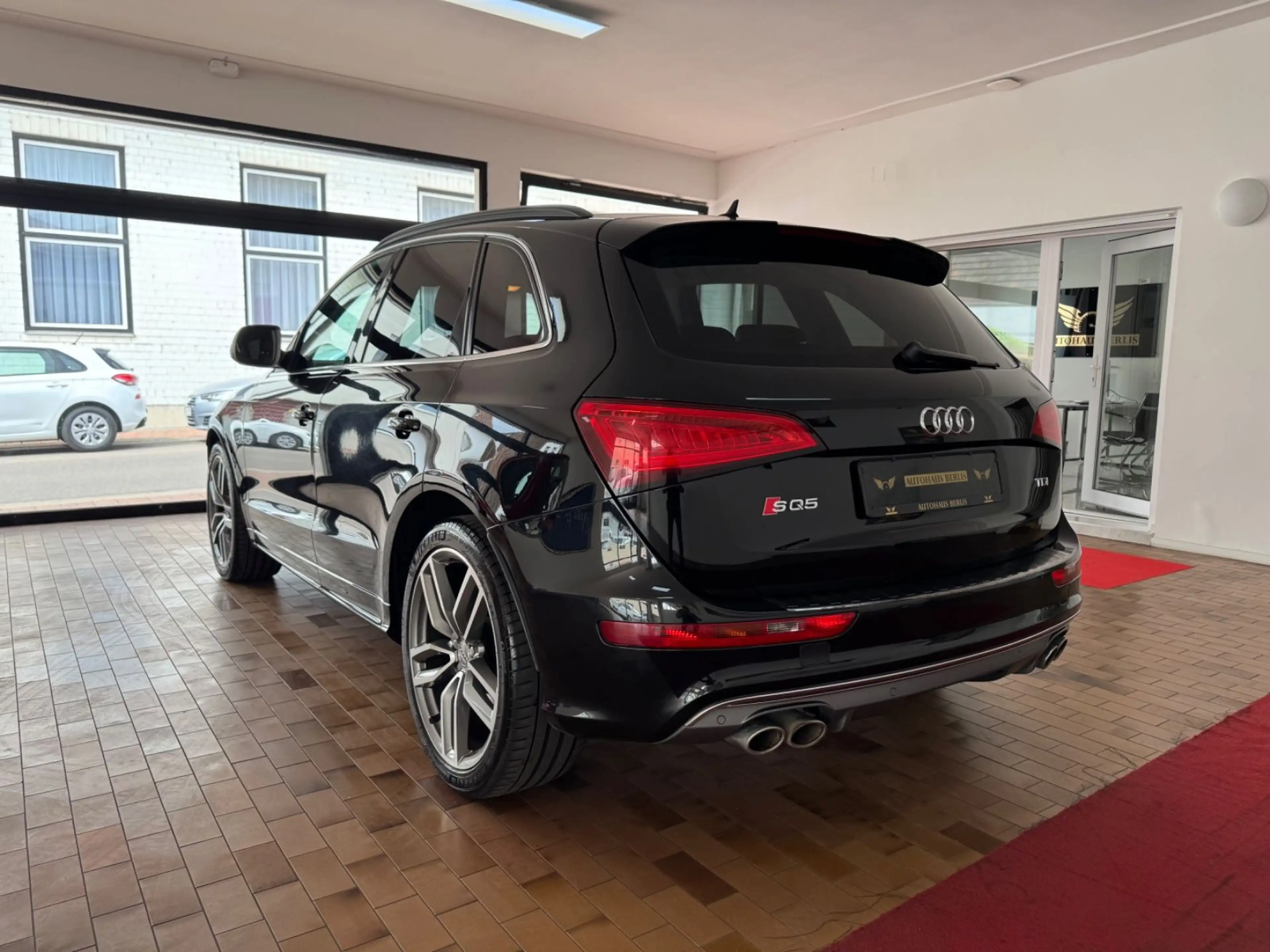 Audi SQ5 3.0 TDI quattro/3.HND/TEMP/KLIMA/NAVI/SHZ — photo 9