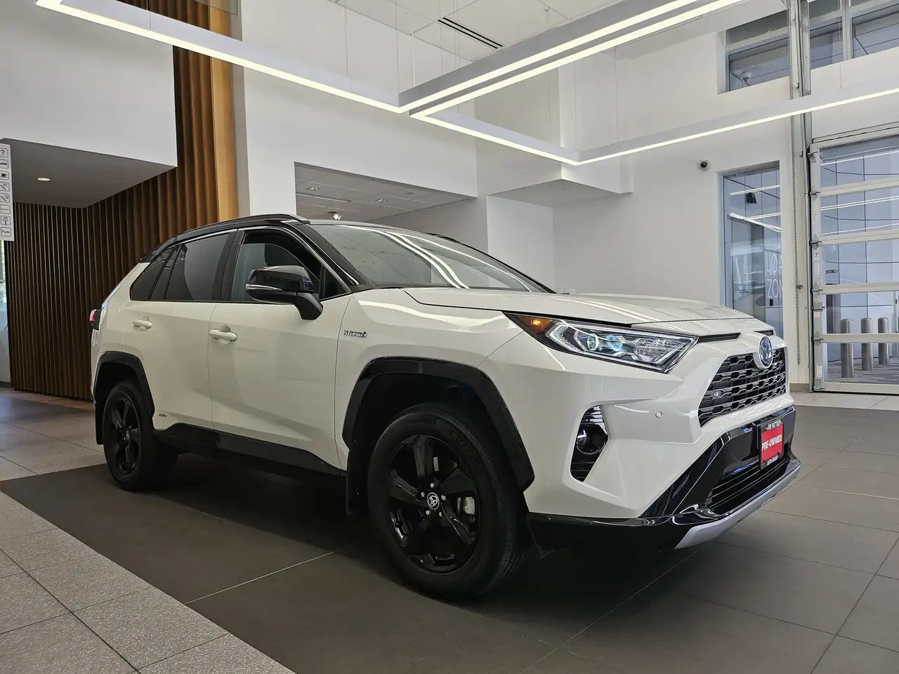 Toyota RAV 4 снимка Toyota RAV 4