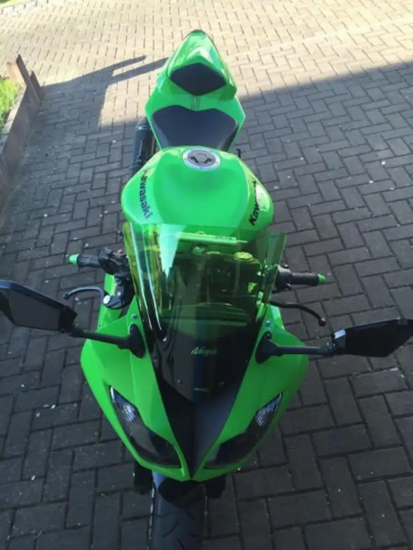 Kawasaki Ninja ZX-6R Vert - 2