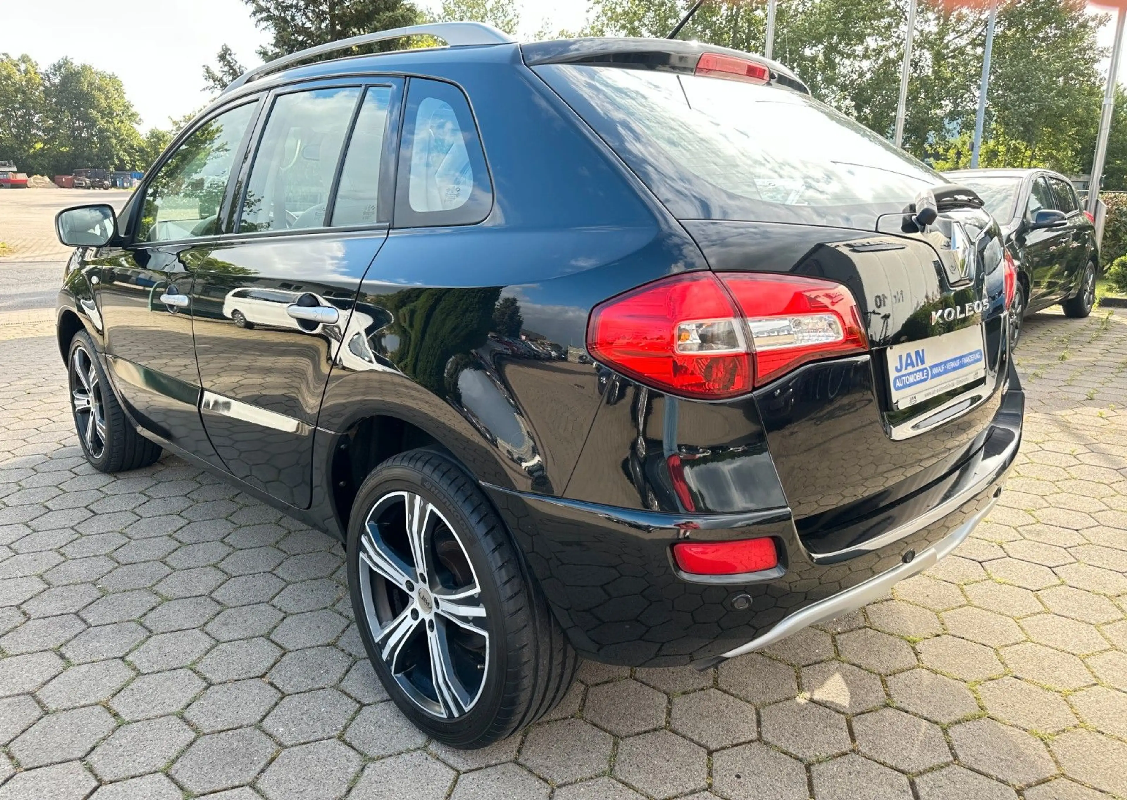 Renault Koleos 2.0dCi Luxe 4x4 Automatik Leder Xenon PDC — photo 6