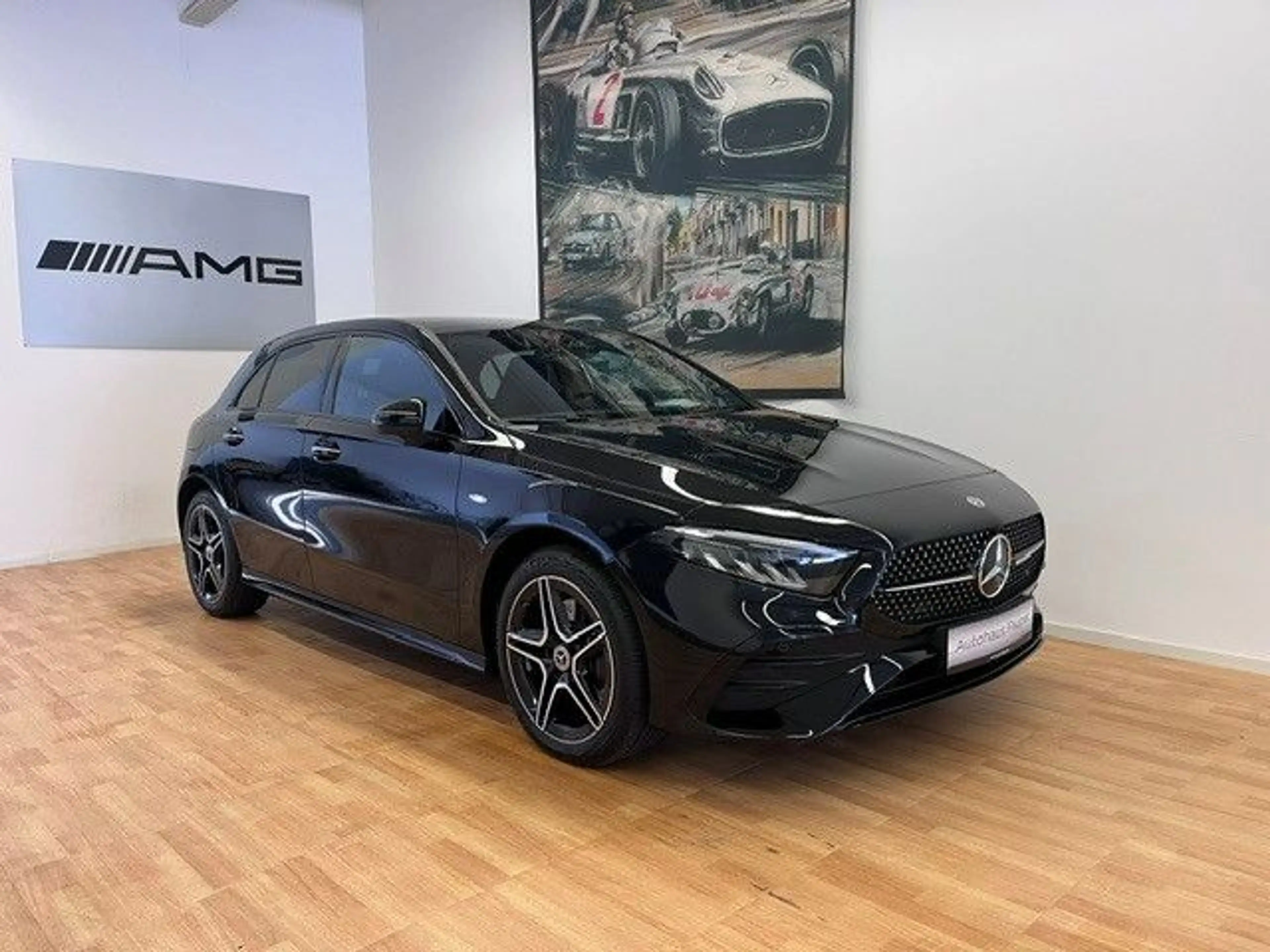 Mercedes-Benz A 250 e AMG-Line Panorama Distronic Keyless Go