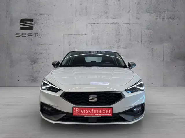 SEAT Leon view 2