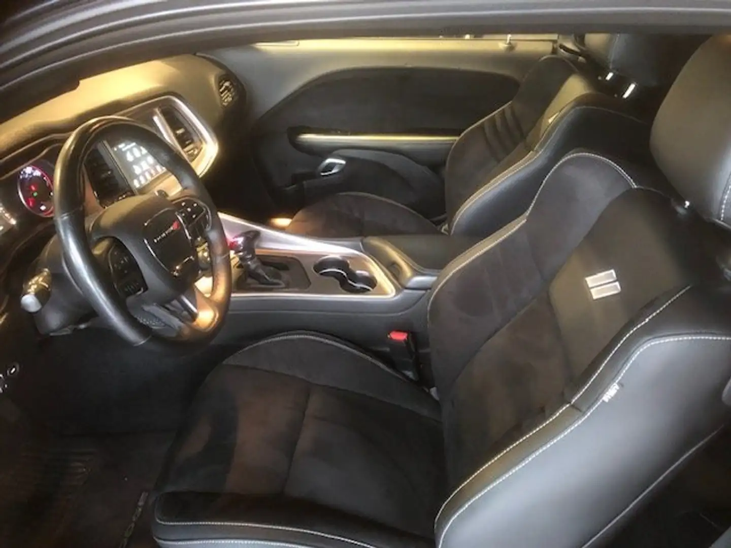 Dodge Challenger Challenger Automatik R/T Plus - 2