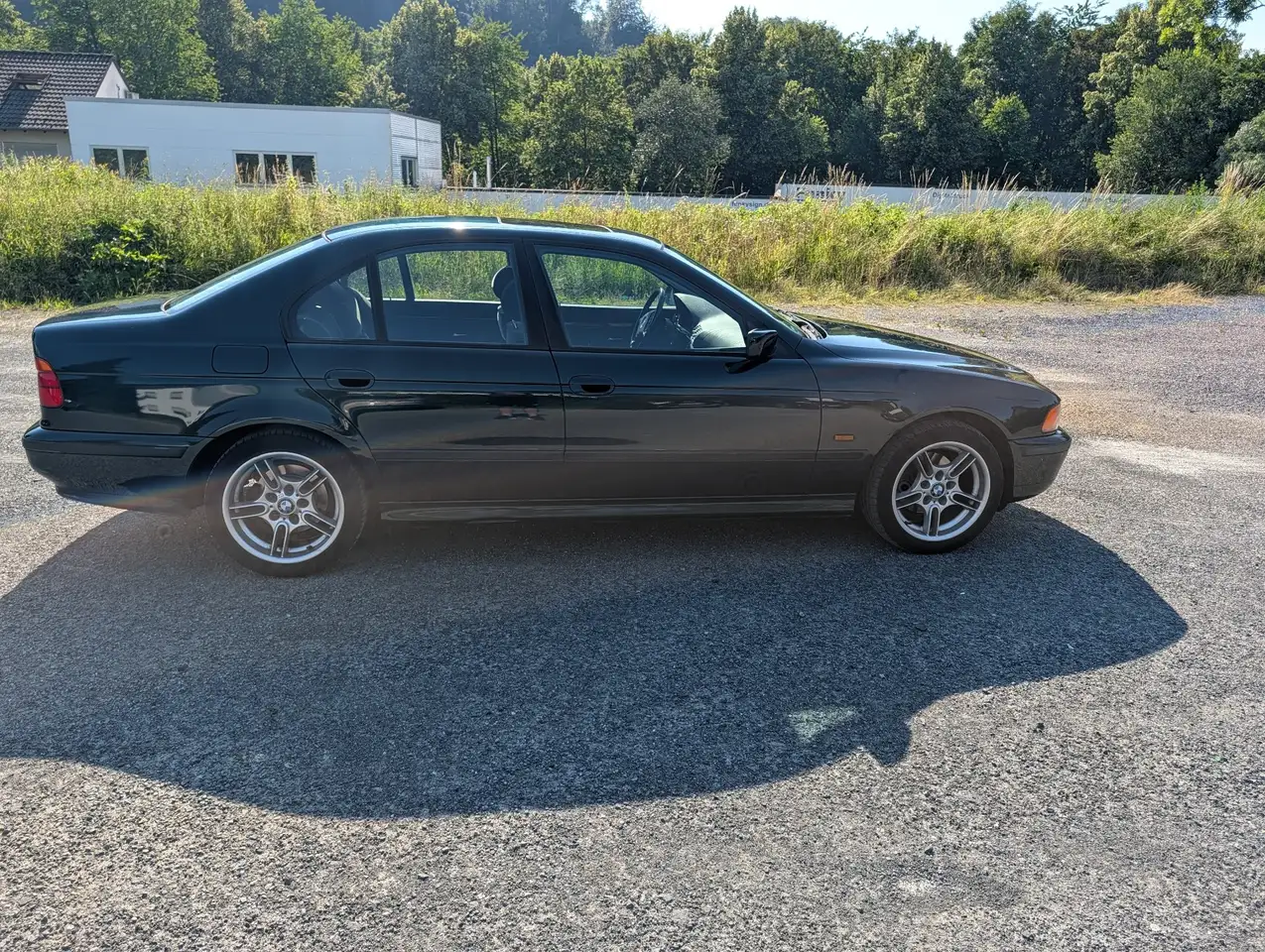 BMW 523i, foto 7