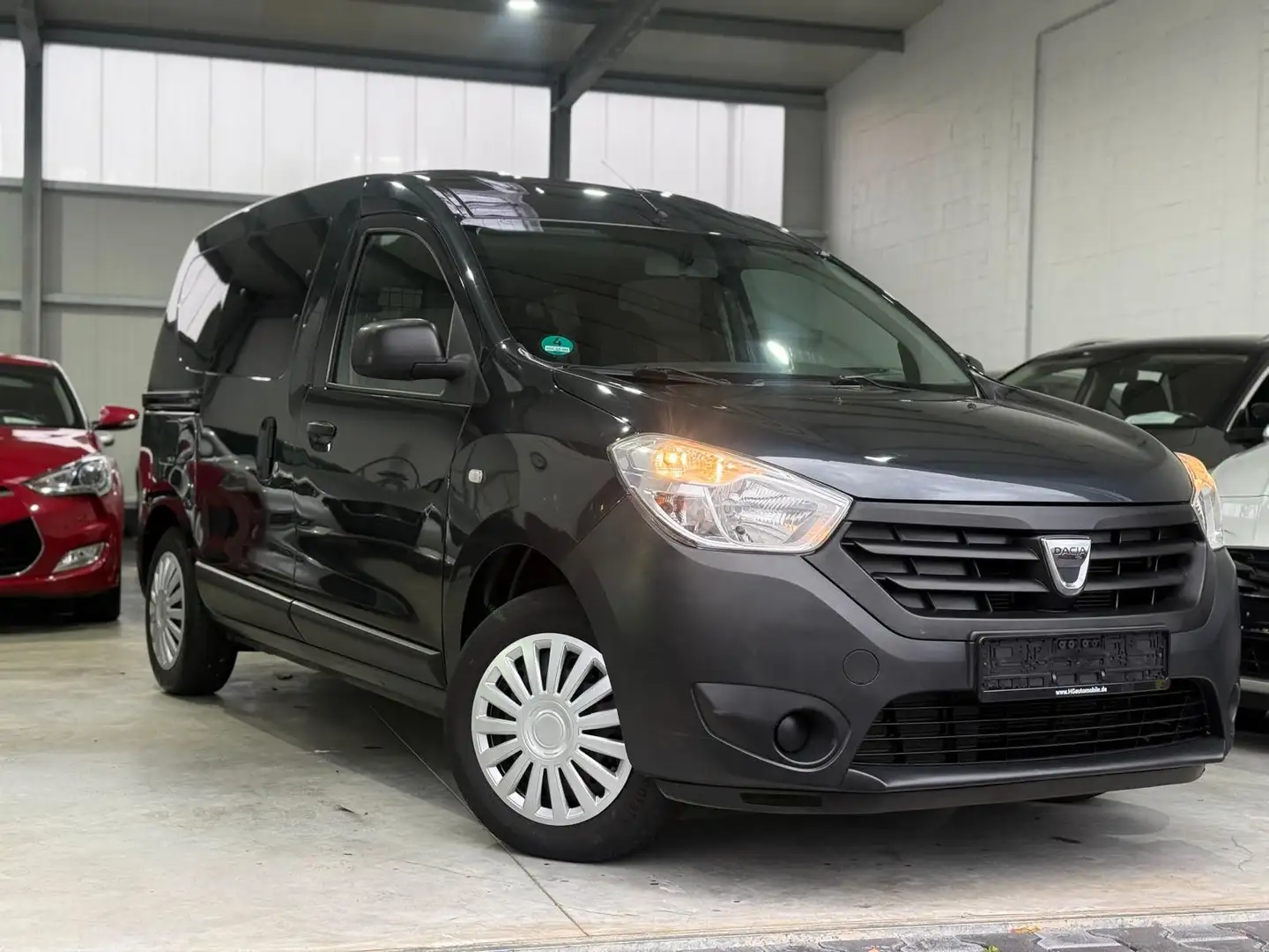 Dacia Dokker Ambiance LPG Klima 1Hand Gris - 1