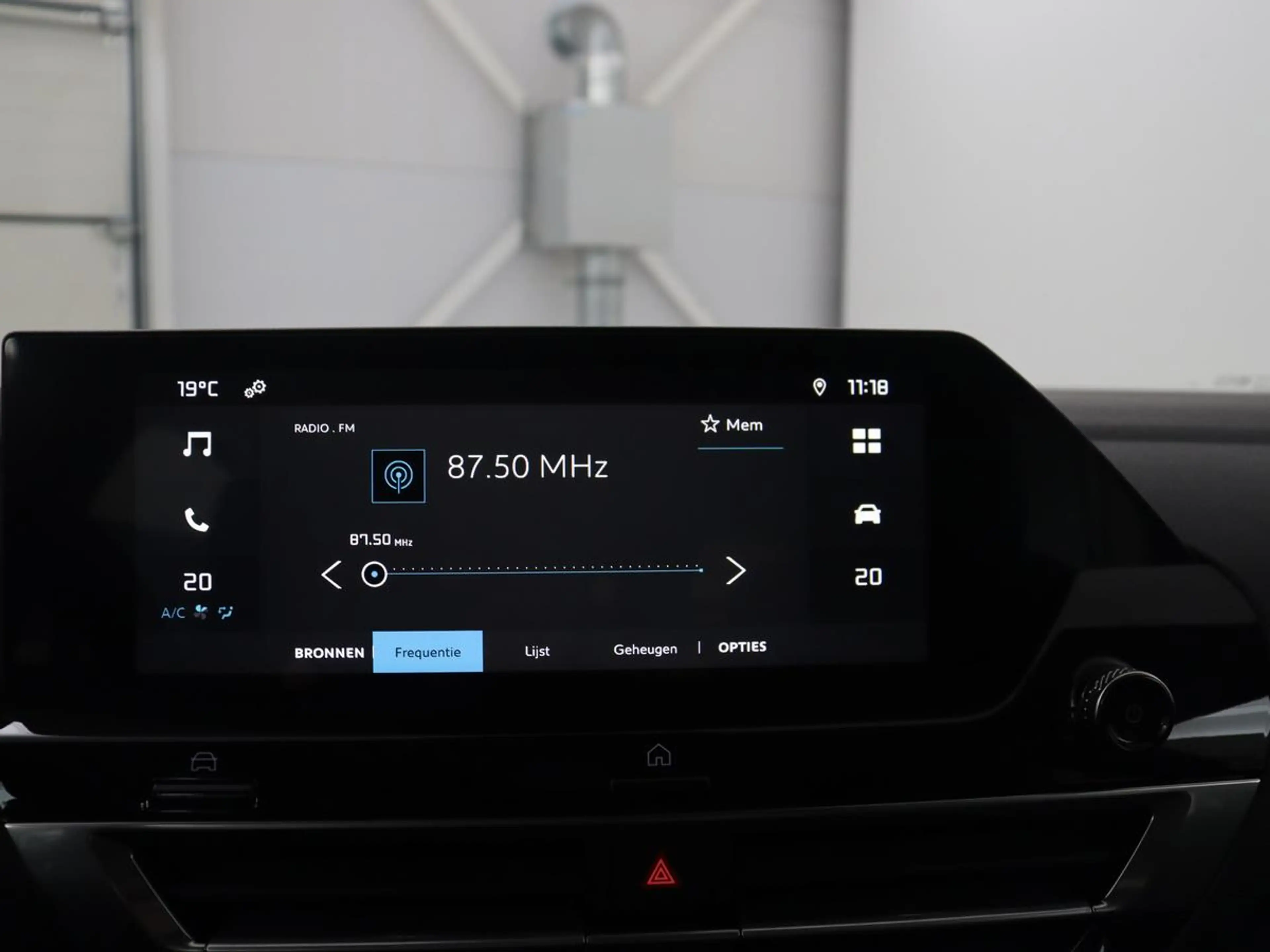 Citroen E-C4 Electric Feel Pack 50 kWh | SOH 95,1% | Camera | LED | Appl — photo 17