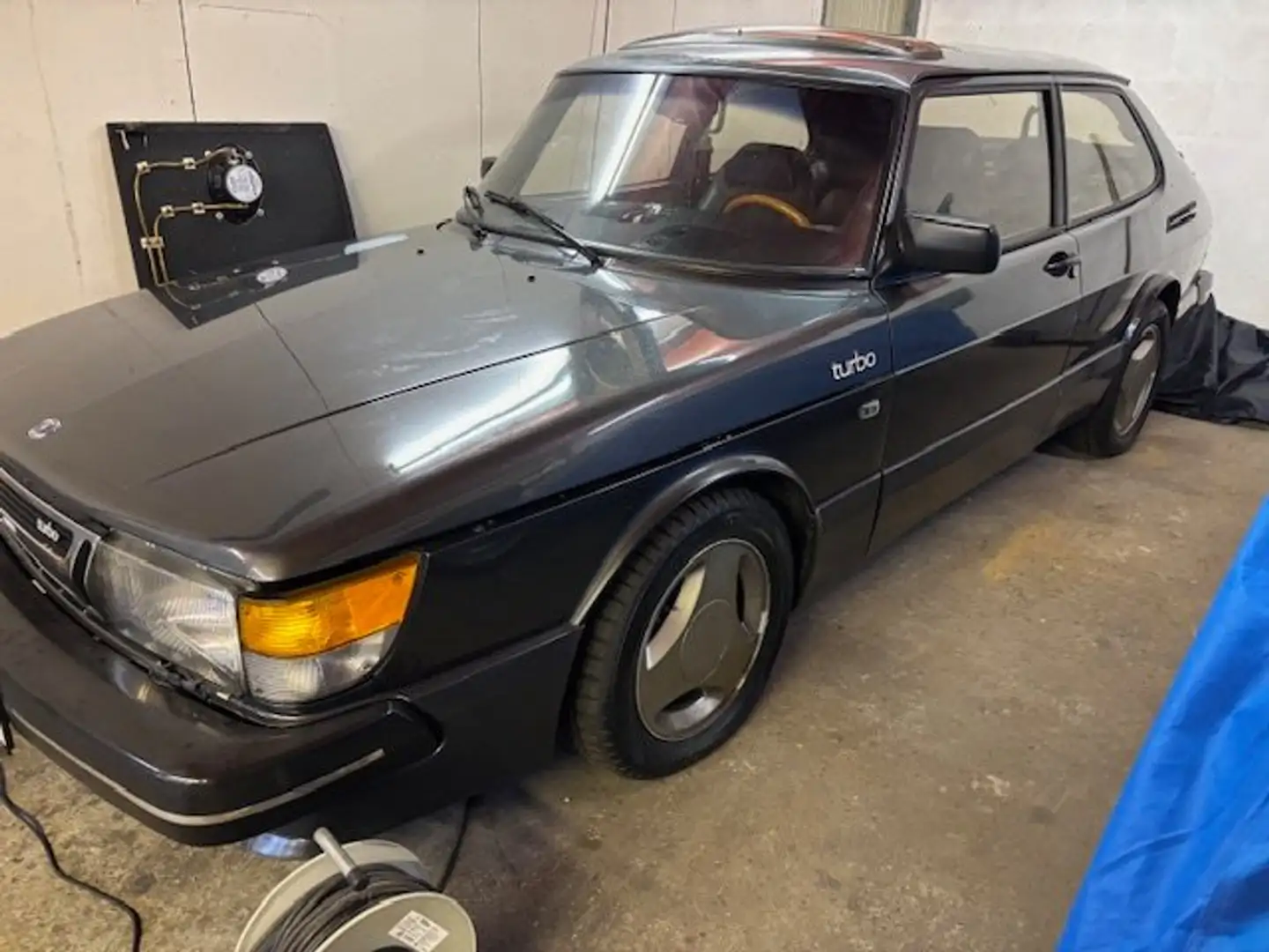 Saab 900 900 turbo 16 S Siyah - 1