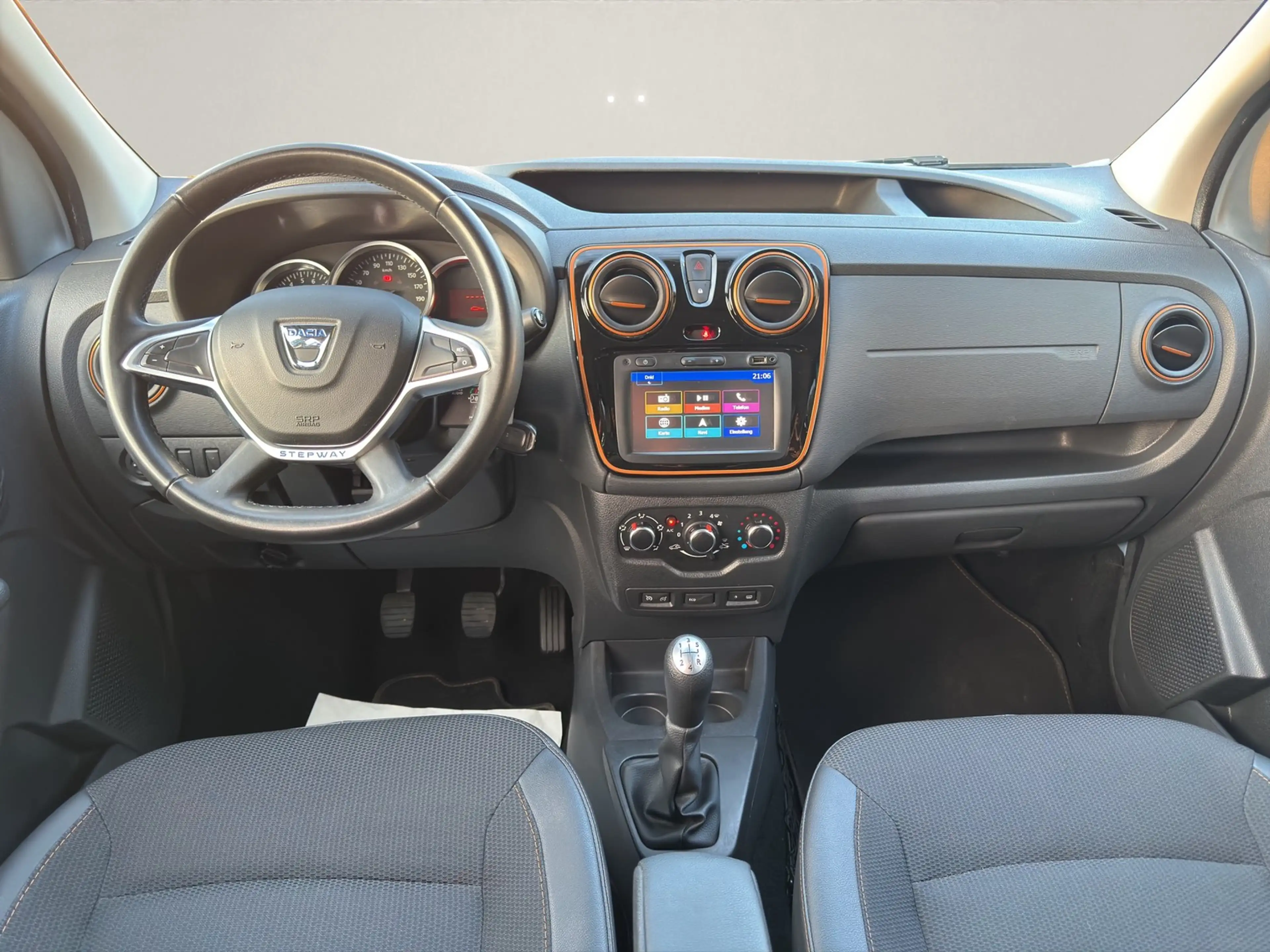 Dacia Dokker Stepway Celebration~KLIMA~PDC~SHZ~NAVI~TEMPO~SCHEC — photo 9