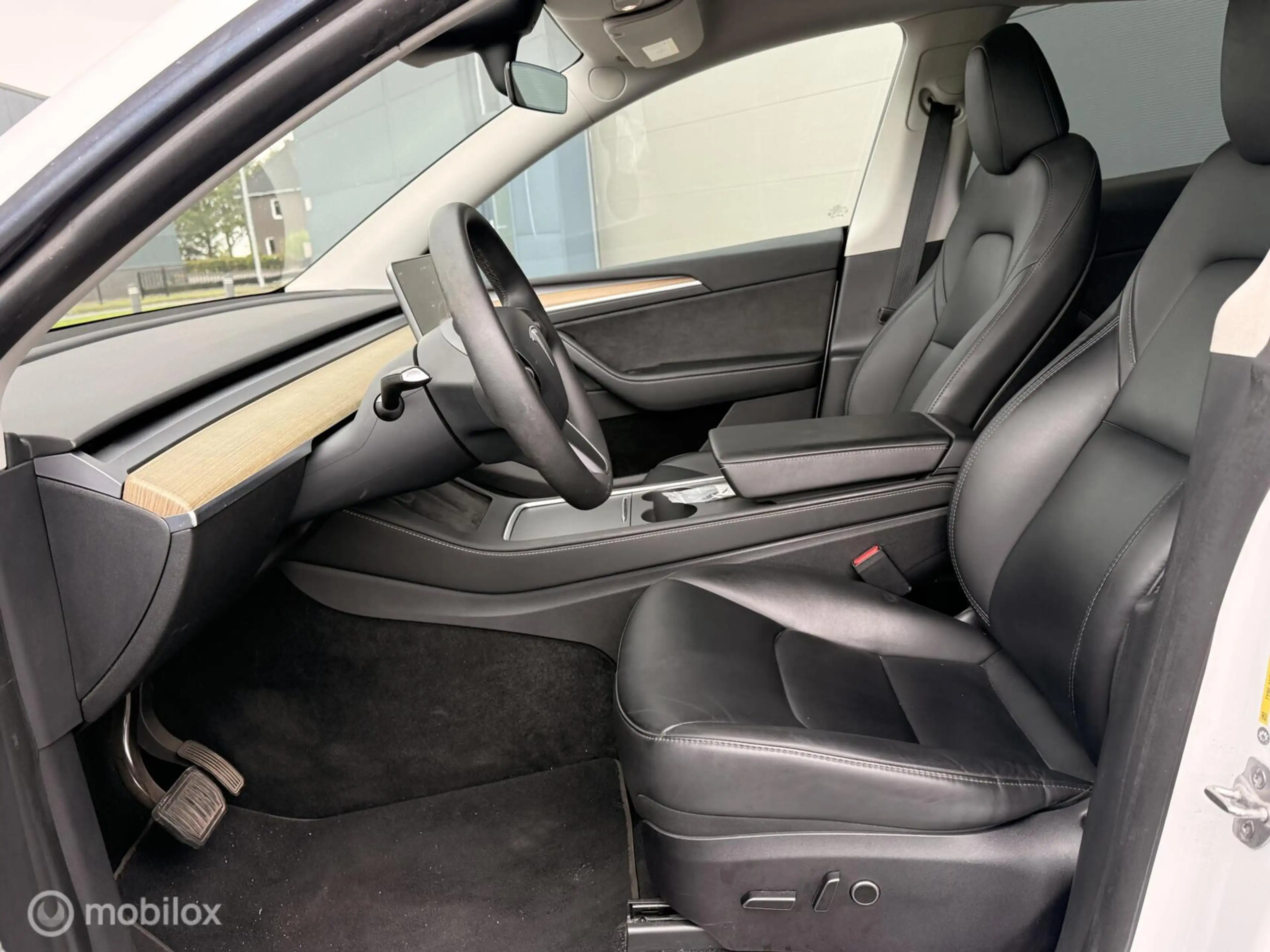 Tesla Model Y RWD 58 kWh LFP | SOH 90,7% MOBA | Supercharging | — photo 15